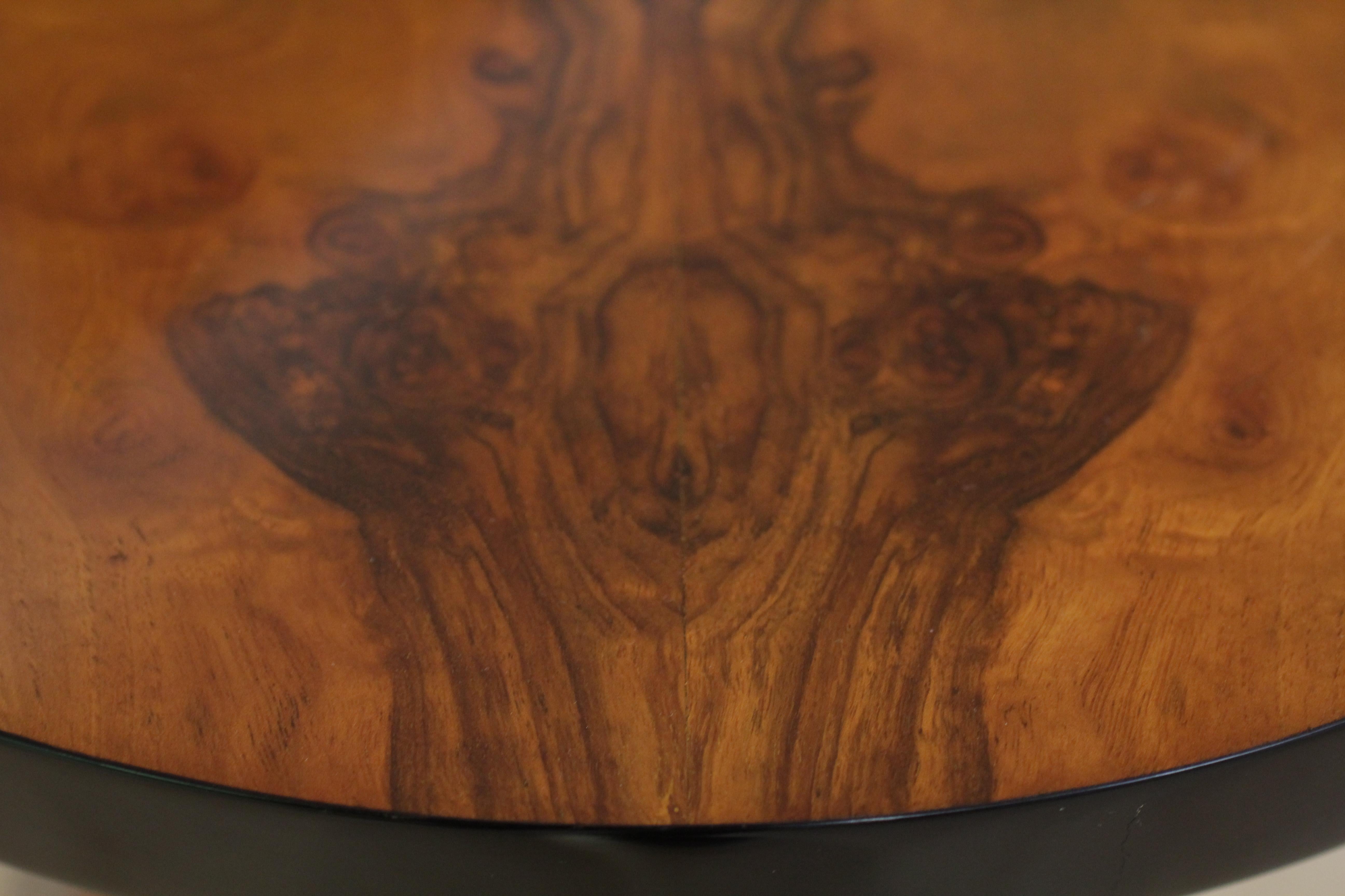 Mid-20th Century Art Deco Side Table, Walnut Veneer, France circa 1930