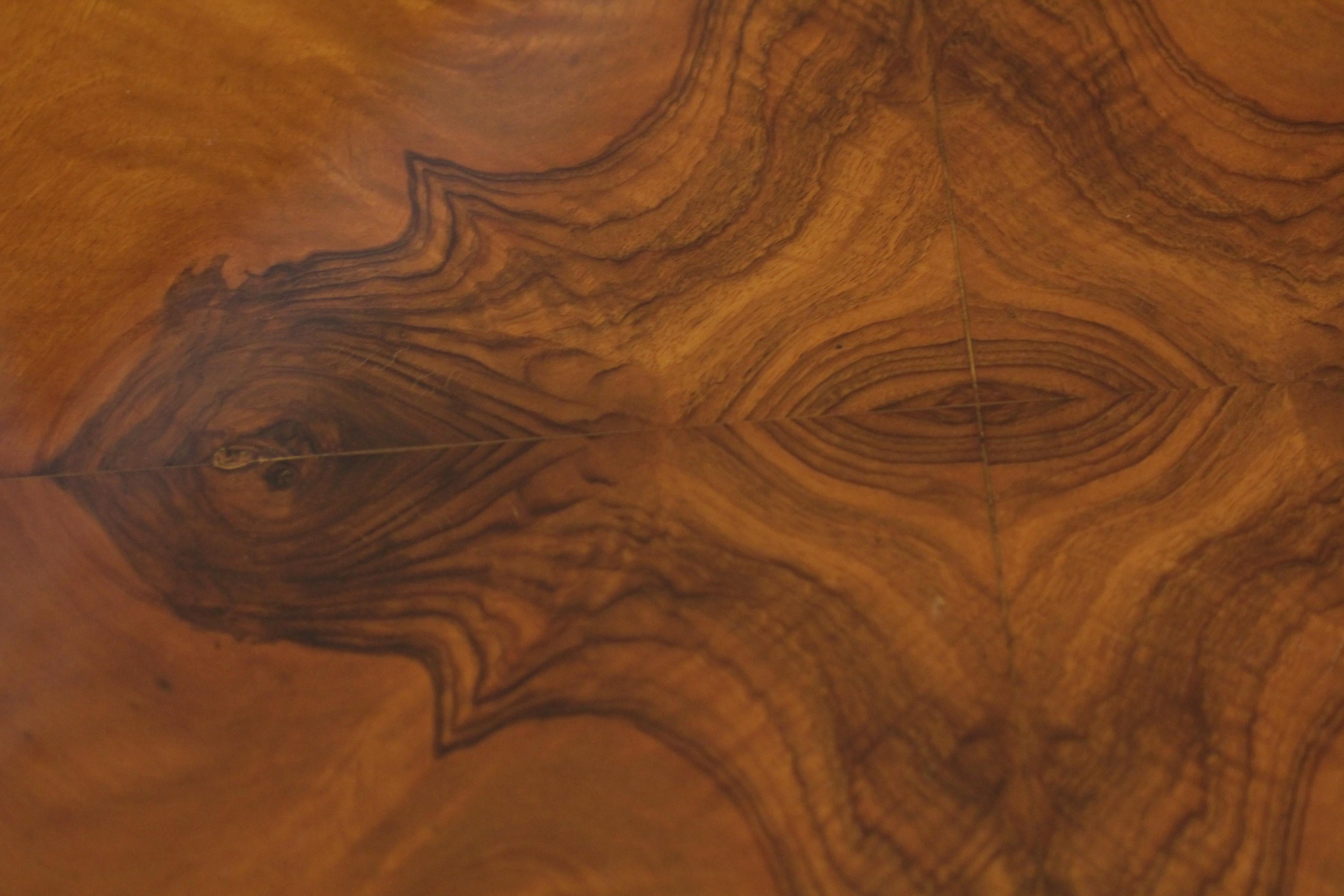 Art Deco Side Table, Walnut Veneer, France circa 1930 2