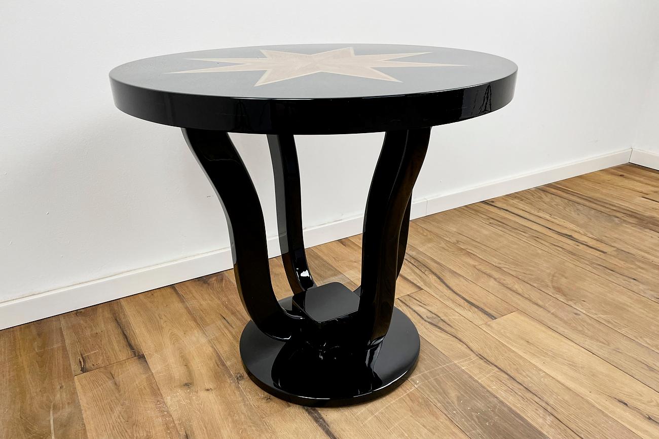German Art Deco Side Table with Curved Legs and Stunning Ash Veneer