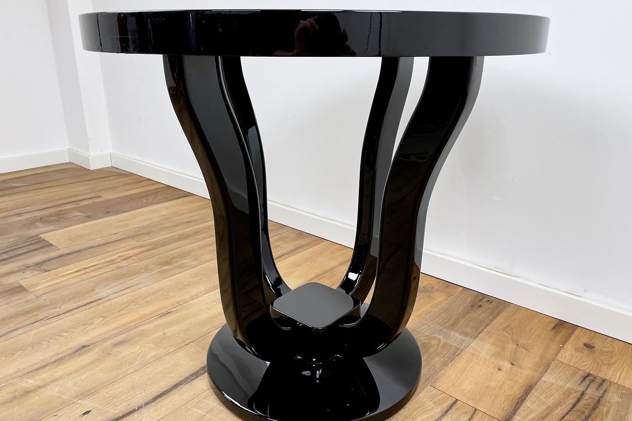 Art Deco Side Table with Curved Legs and Stunning Ash Veneer 2