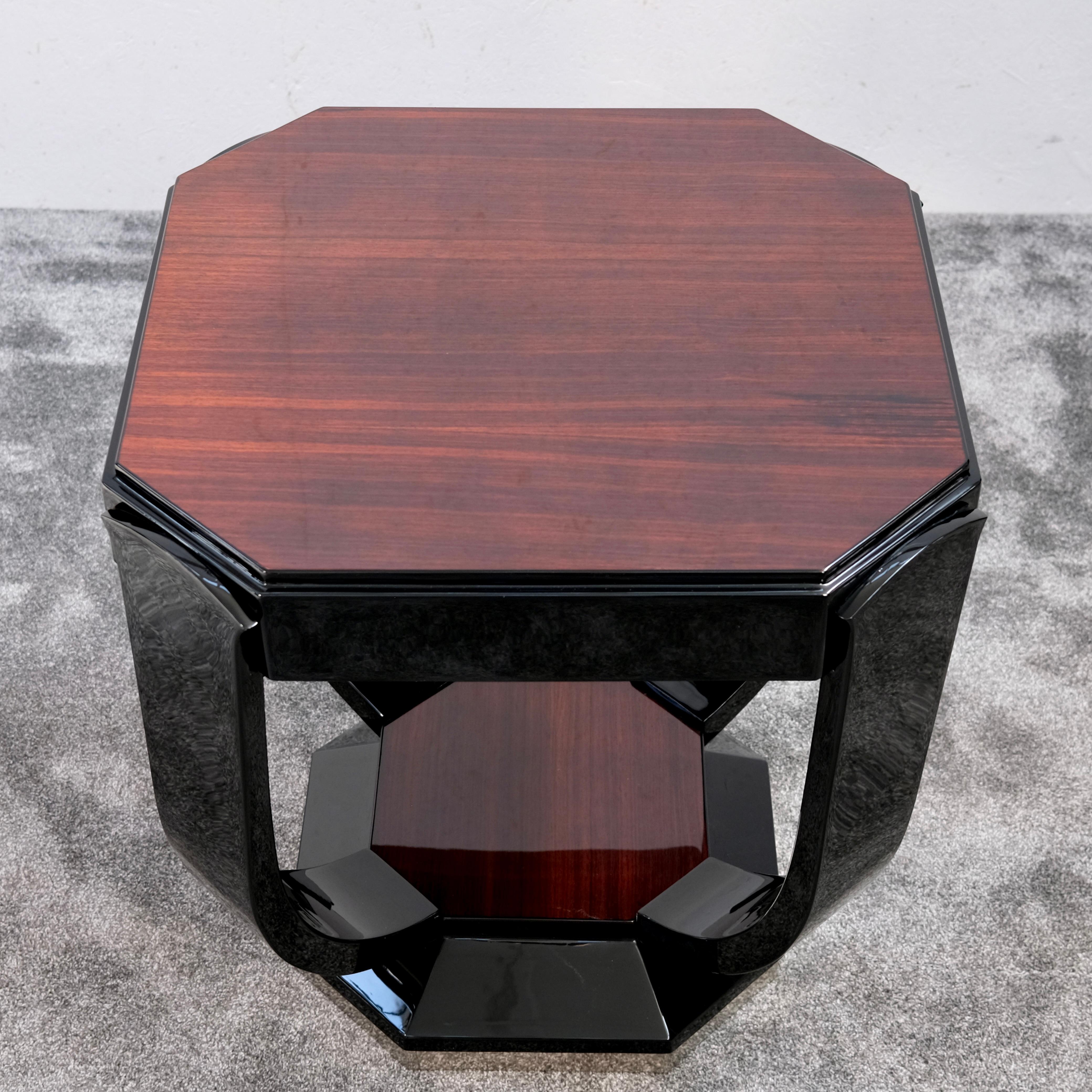 French Art Deco Side Table with elegant Legs in Lacquer & Chrome, France 1930s For Sale