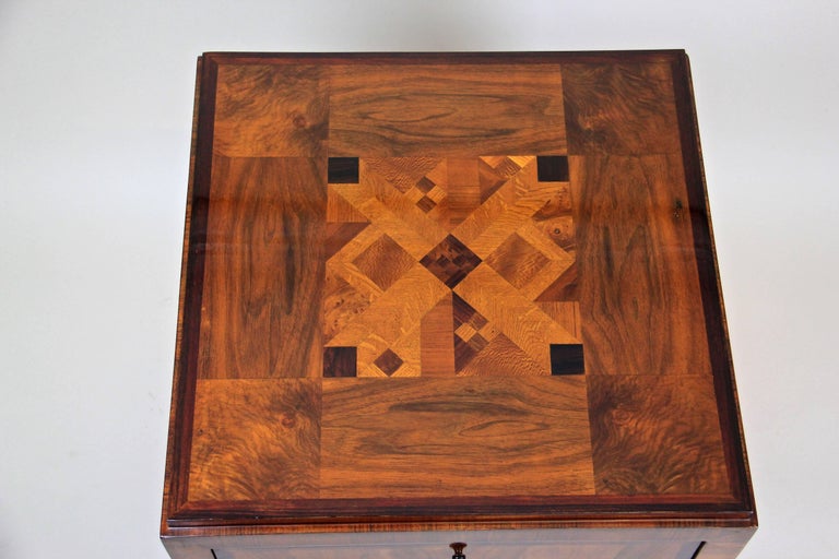 20th Century Art Deco Side Table with Four Doors and Marquetry Tabletop, Austria, circa 1920 For Sale