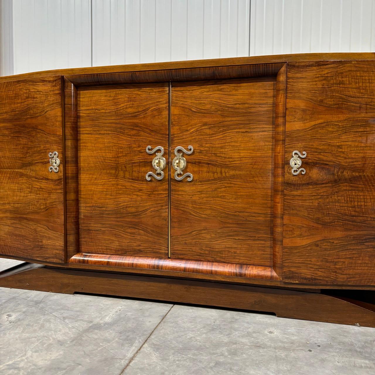 Art Déco sideboard  around 1940  walnut  surface refurbished For Sale 4