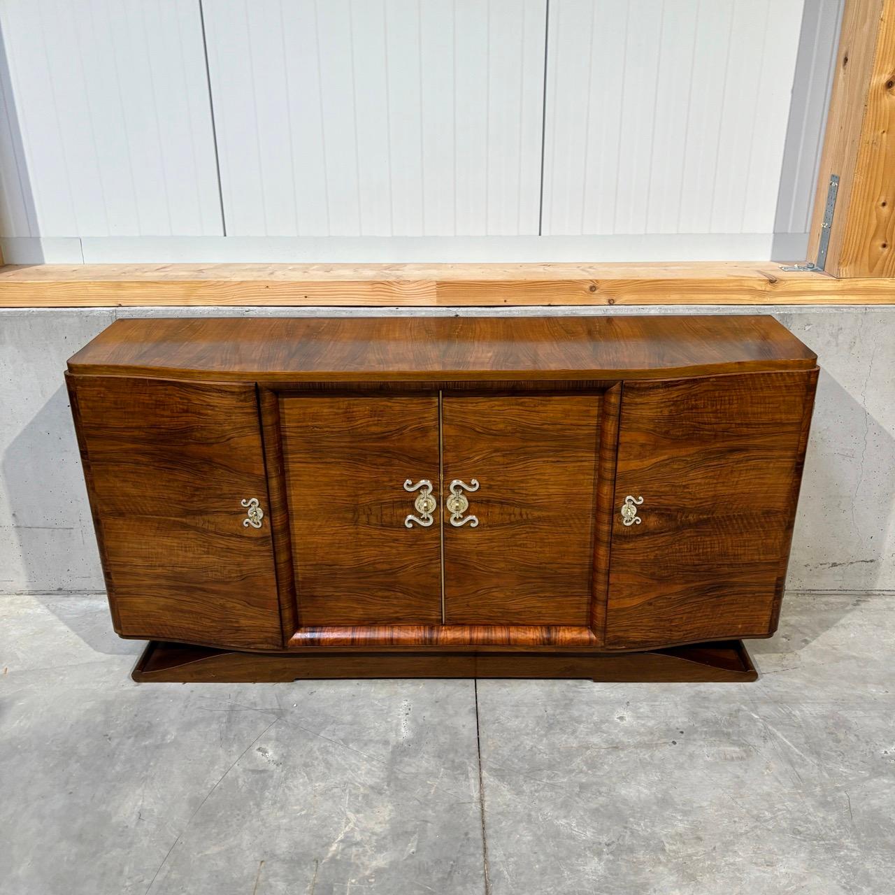 Art Deco Art Déco sideboard  around 1940  walnut  surface refurbished For Sale