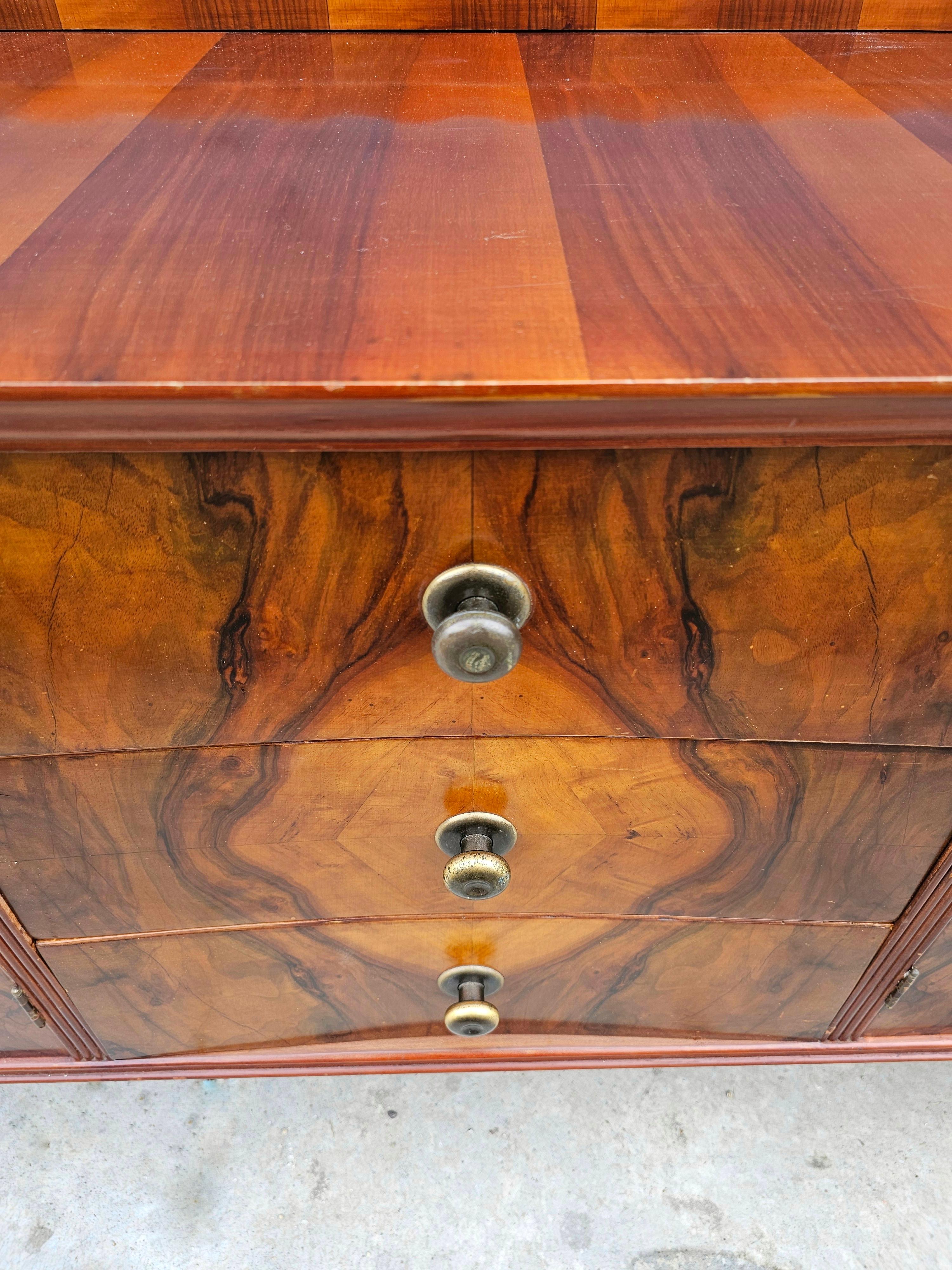 Art Deco Sideboard done in burl walnut veneer with rich and dramatic grain For Sale 1