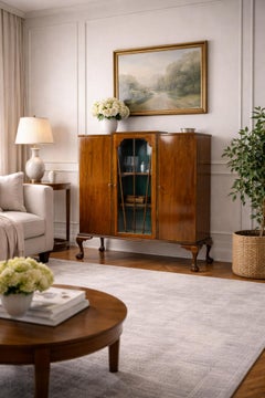 Art Deco Sideboard aus der 1. Hälfte des 20. Jahrhunderts