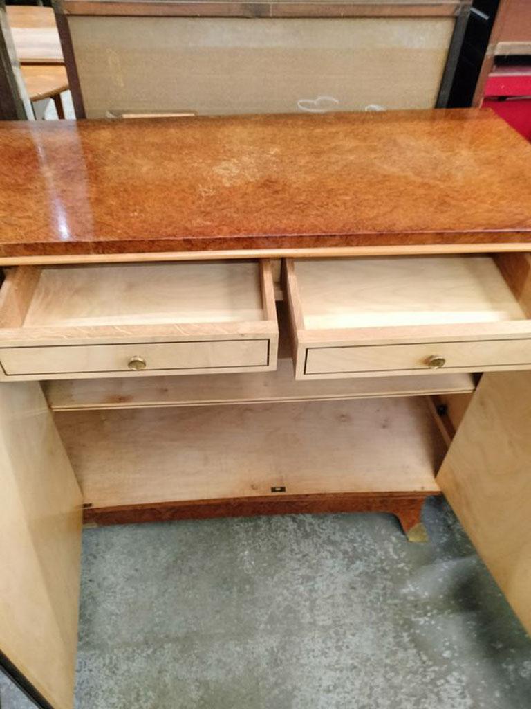 Art Deco sideboard in amboyna burl in the style of Maurice RINCK circa 1930 In Good Condition For Sale In Saint-Ouen, FR