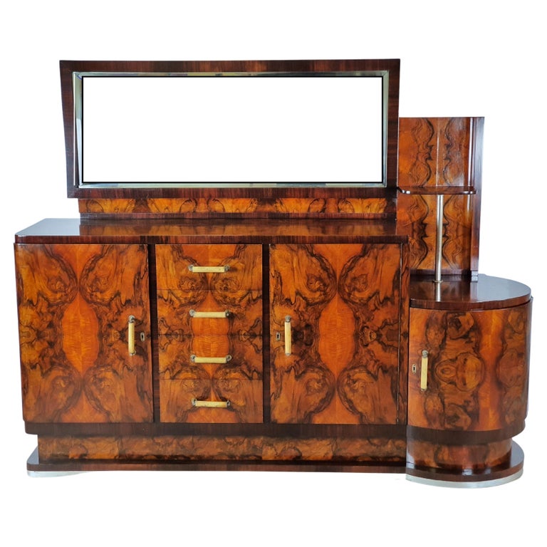 Art Decò Sideboard in Briar with Mirror For Sale