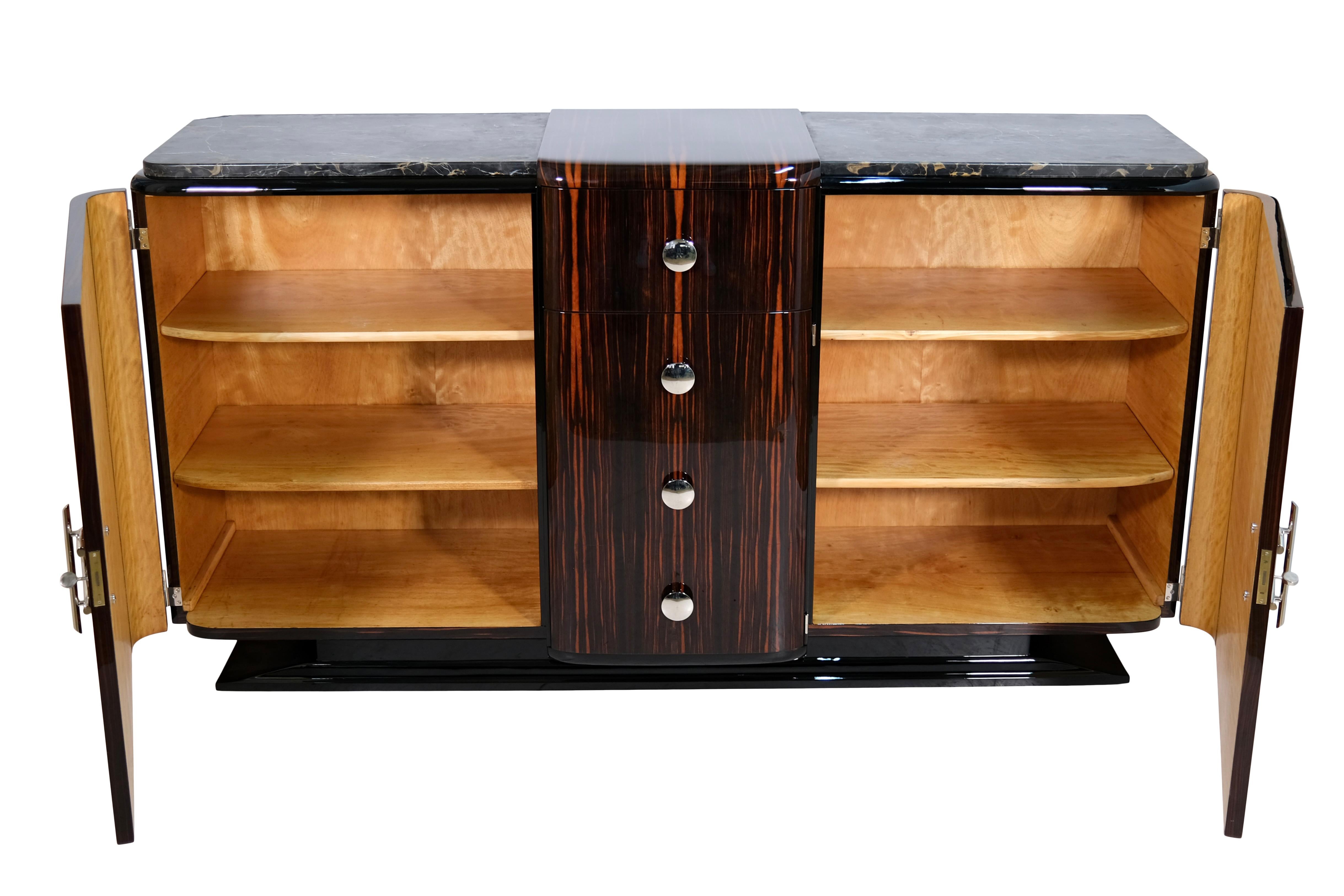 Credenza Art Déco in Macassar laccato lucido con marmo, Francia anni '30 In condizioni buone in vendita a Ulm, DE