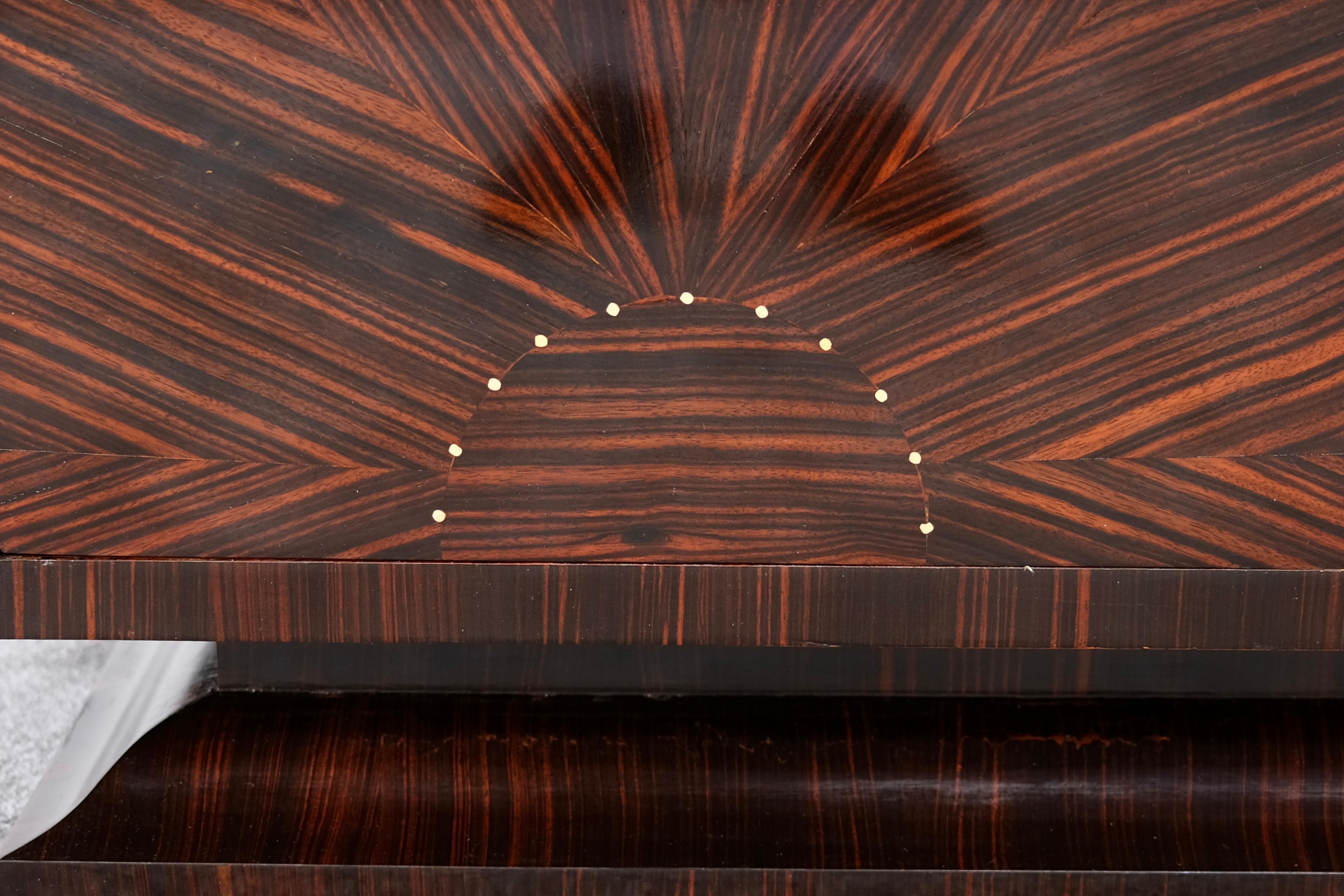 Art Deco Sideboard in Macassar with Hidden Drawers, France 1930s (Französisch) im Angebot