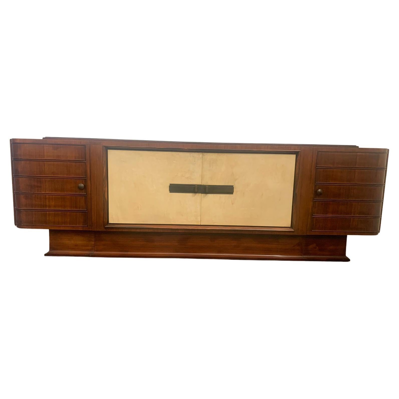 Buffet Art Déco en palissandre et parchemin avec dessus en verre noir