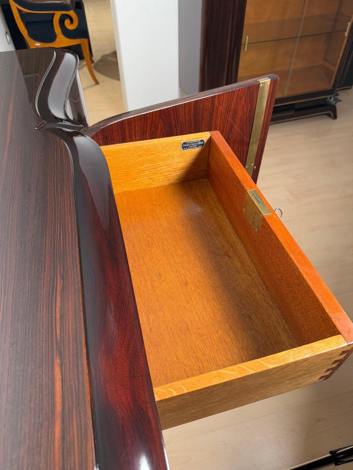 Buffet Art Deco, Ebène de Macassar et laiton, Paris circa 1930 Bon état - En vente à Regensburg, DE