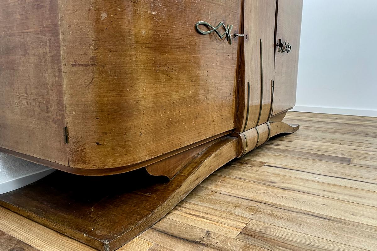Art Deco Sideboard Made of Rosewood with Brass Applications, Paris, around 1920 For Sale 1
