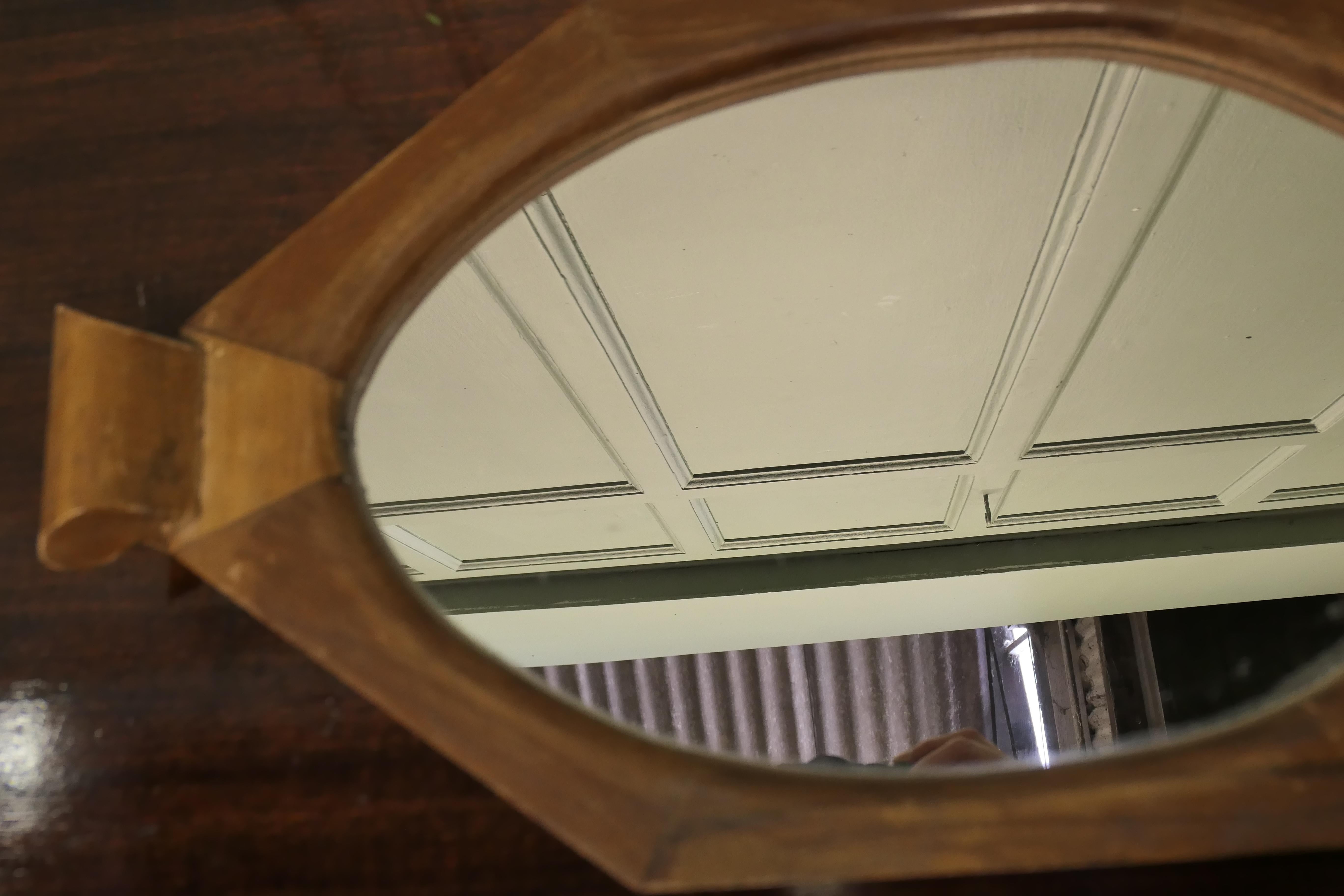 Art Deco Sideboard Mirror Tray  Une belle pièce de style Bon état - En vente à Godshill, Isle of Wight