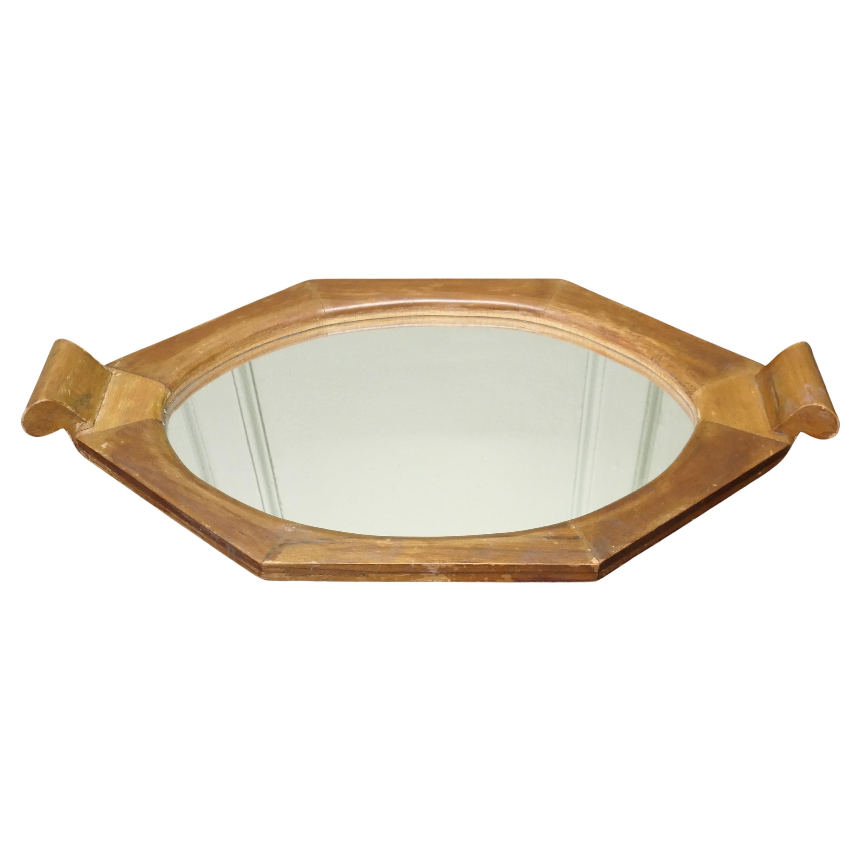 Art Deco Sideboard Mirror Tray  Une belle pièce de style en vente