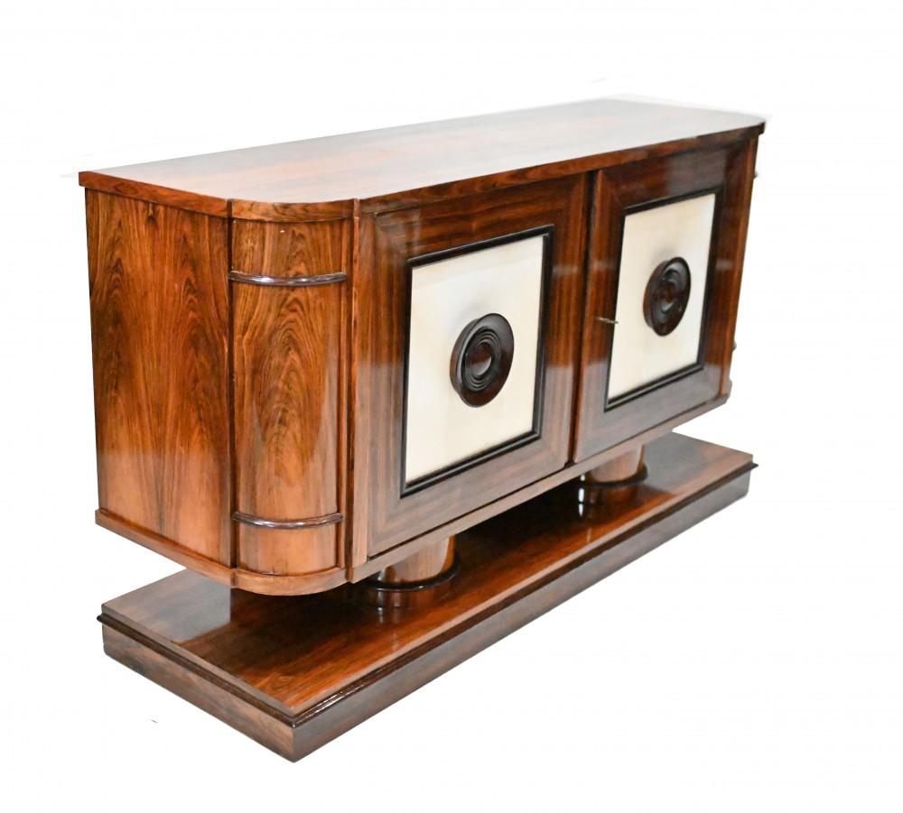 Absolutely wonderful art deco sideboard or cabinet
We date this period piece of furniture to circa 1930
Such a great look with the clean and minimial design
Main cabinet on twin pedestals attached to oblong base
Black ebonized trim really accenuates