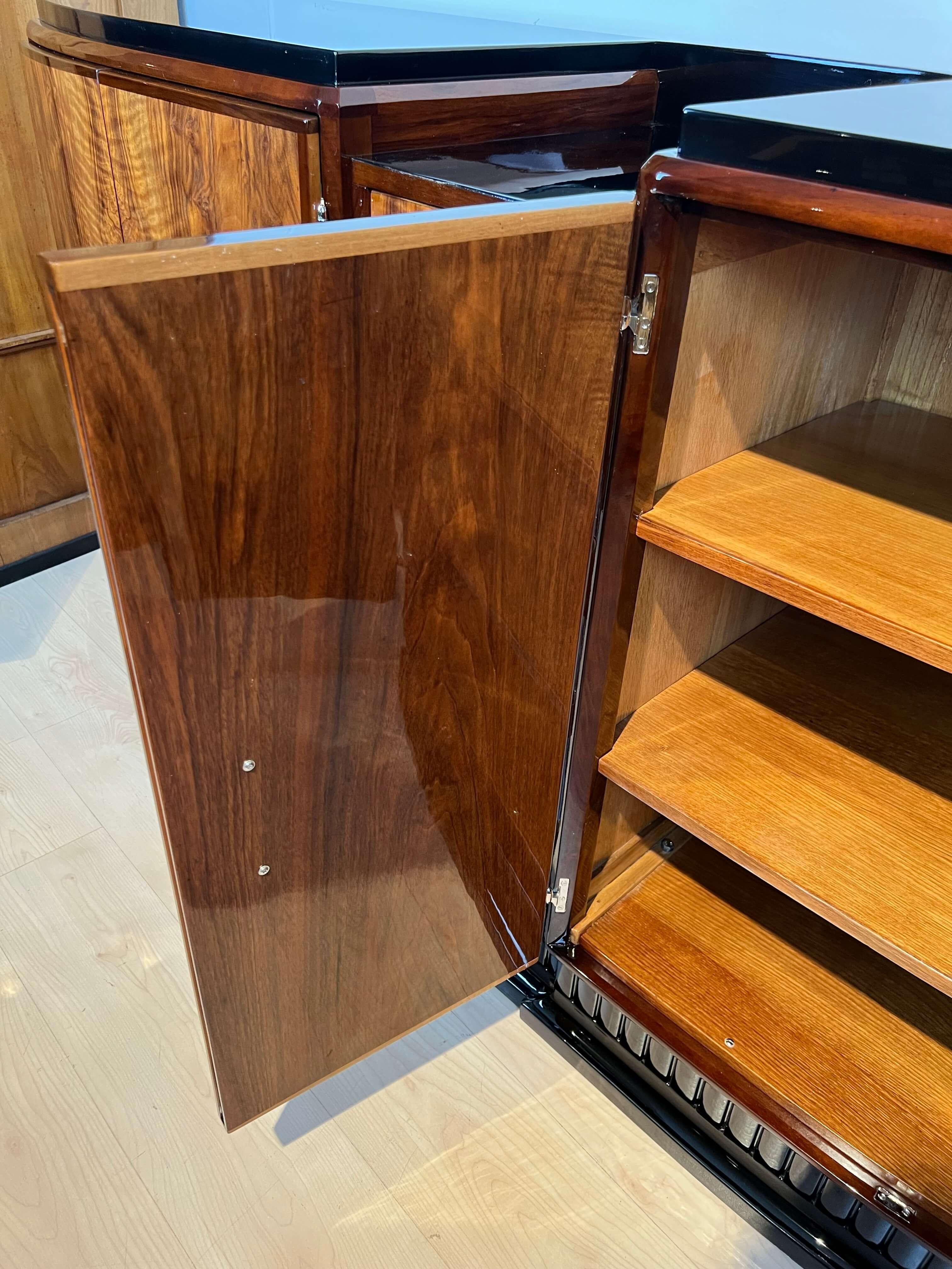 Large restored Art Deco Sideboard, Walnut Veneer, Black Lacquer, France ca. 1930 4