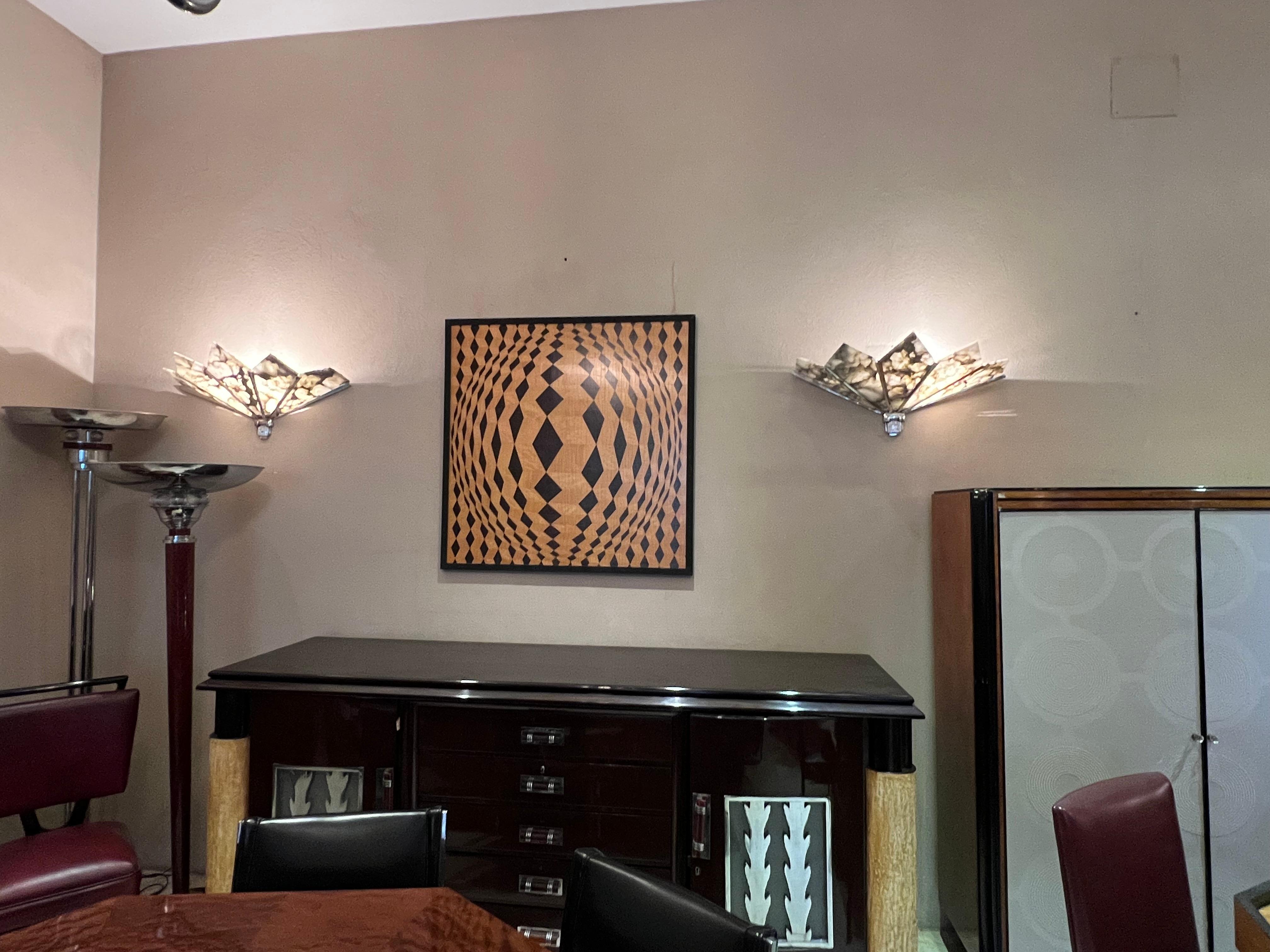 Buffet Art Déco avec tiroirs en bois, cuir parchemin et chrome bronze en vente 6