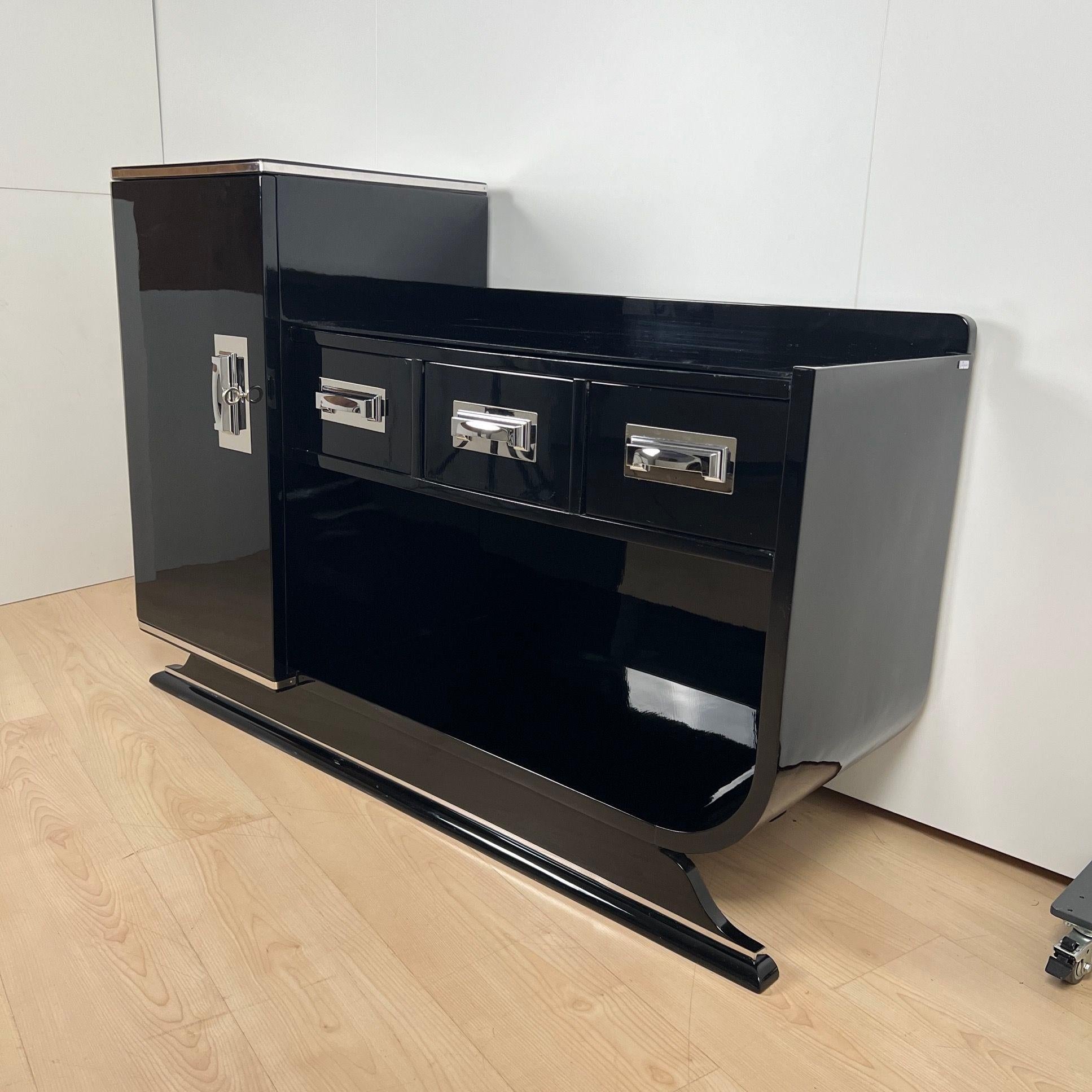Credenza Art Déco con bar a secco, lacca nera, Francia, circa 1930 In condizioni buone in vendita a Regensburg, DE