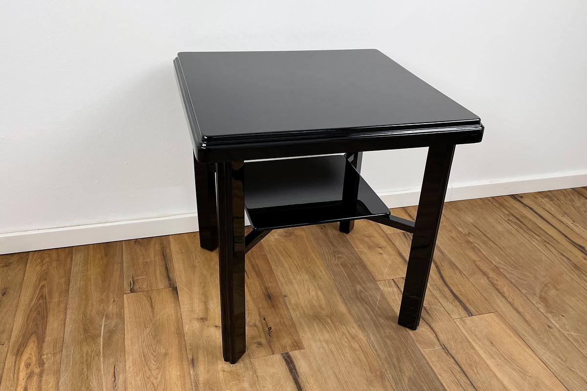 Art Déco Sidetable Around 1935 from Germany in Highgloss Black Lacquer For Sale 6