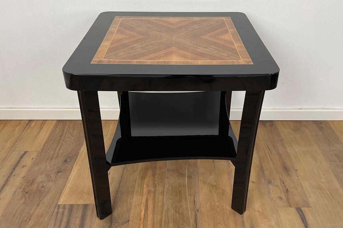 Beech Art Deco Sidetable with Walnut and Black Piano Lacquer For Sale