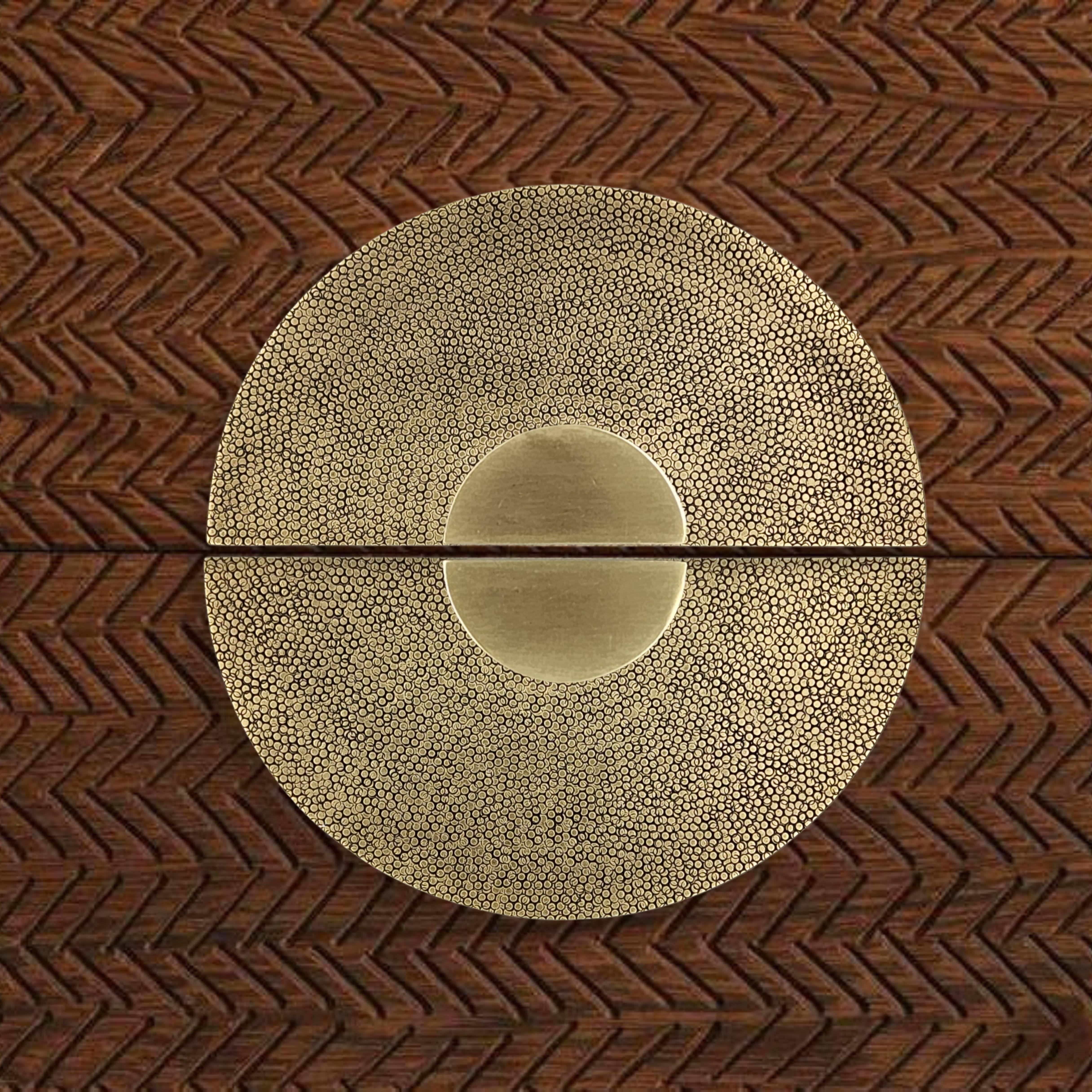 Laiton Signature Art Déco - tirette de tiroir en laiton martelé or vieilli ø 20 cm en vente
