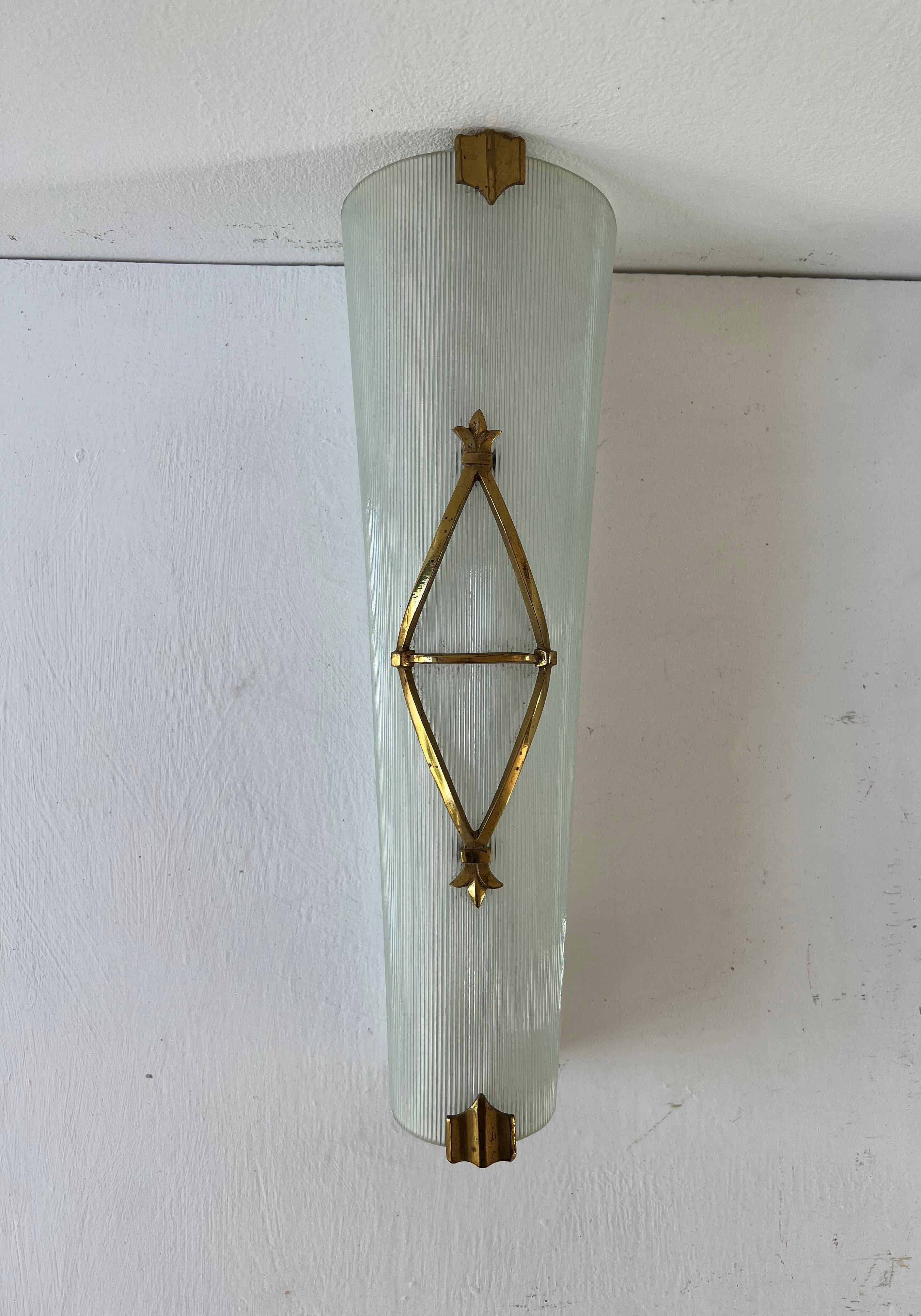 Art Deco Signed Bronze and Glass Sconce by Petitot, France, circa 1940 For Sale 1