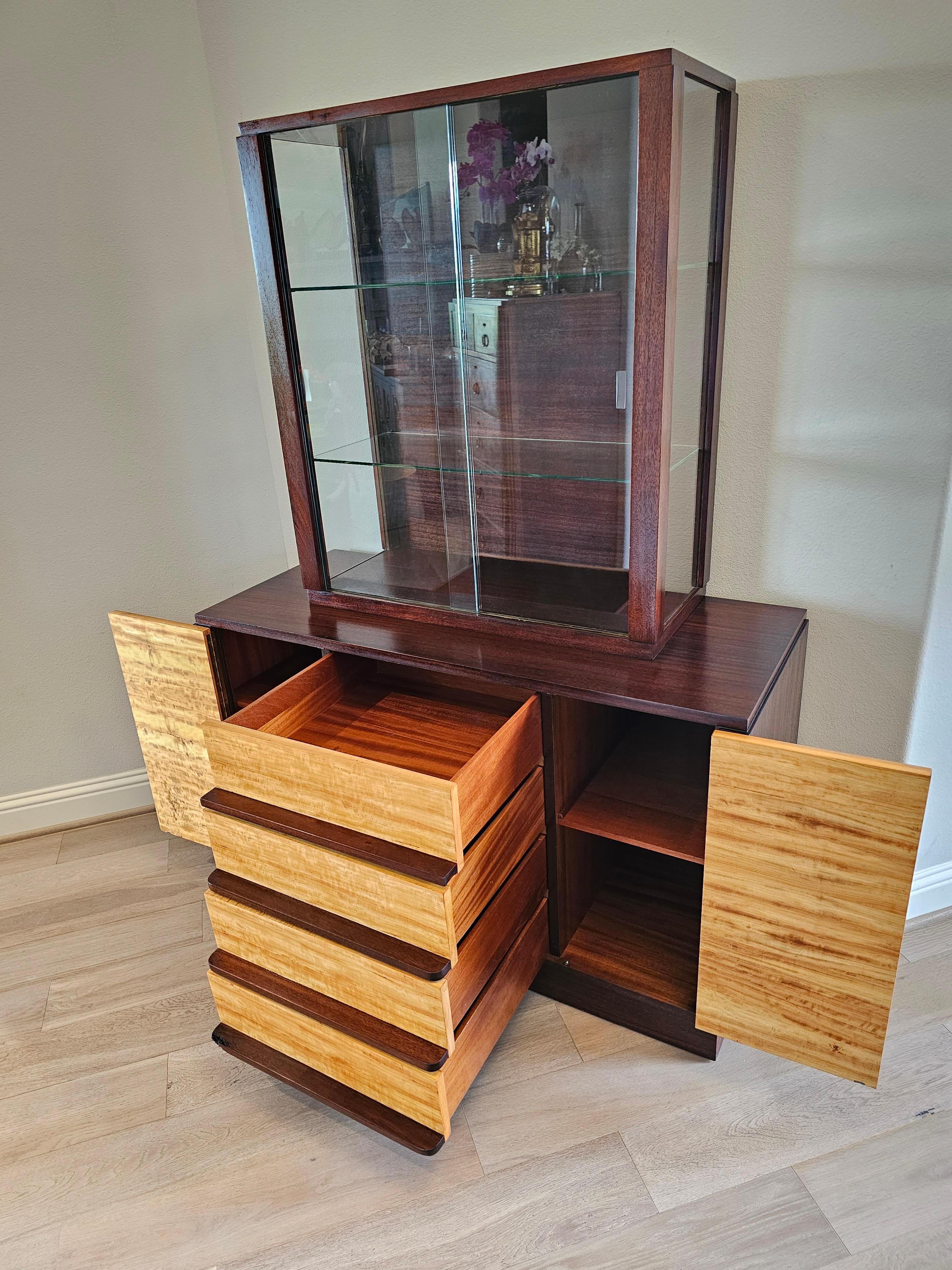 American Art Deco Signed Wolfgang Hoffmann for Romweber World's Fair Display Cabinet For Sale