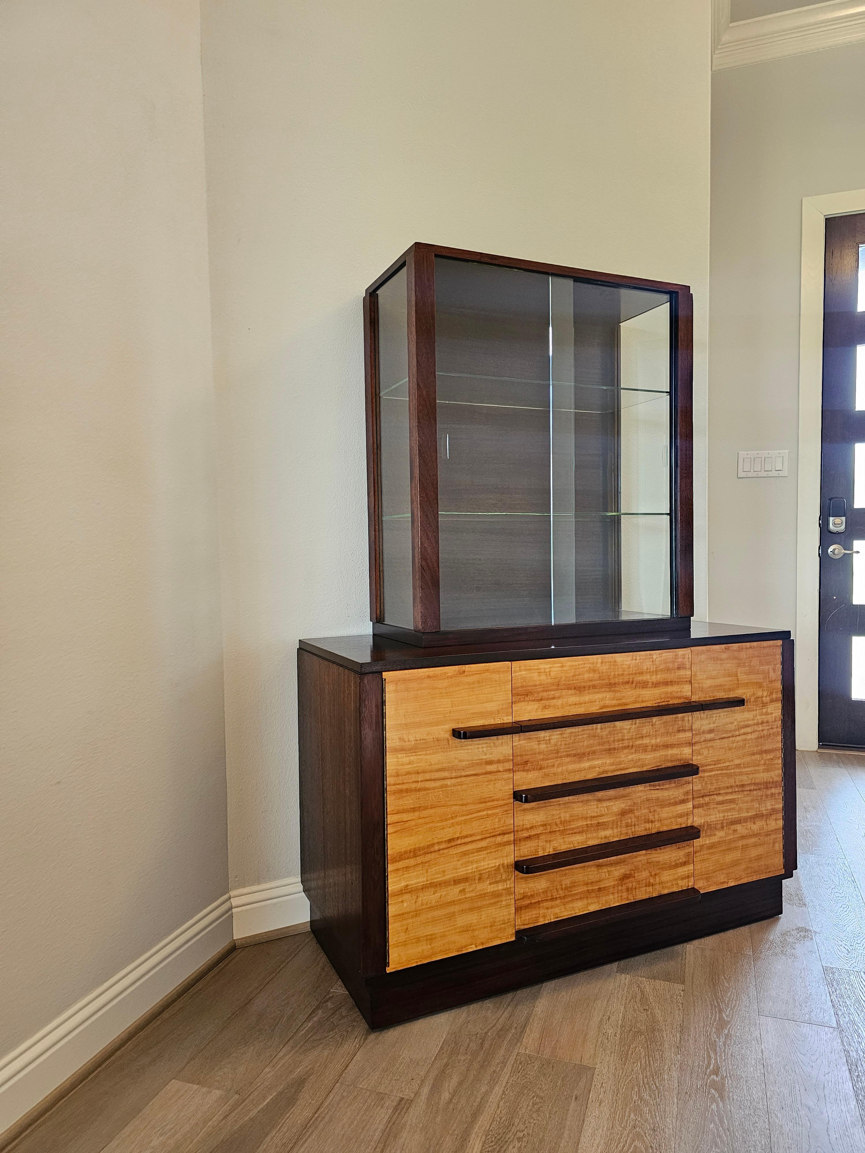 20th Century Art Deco Signed Wolfgang Hoffmann for Romweber World's Fair Display Cabinet For Sale