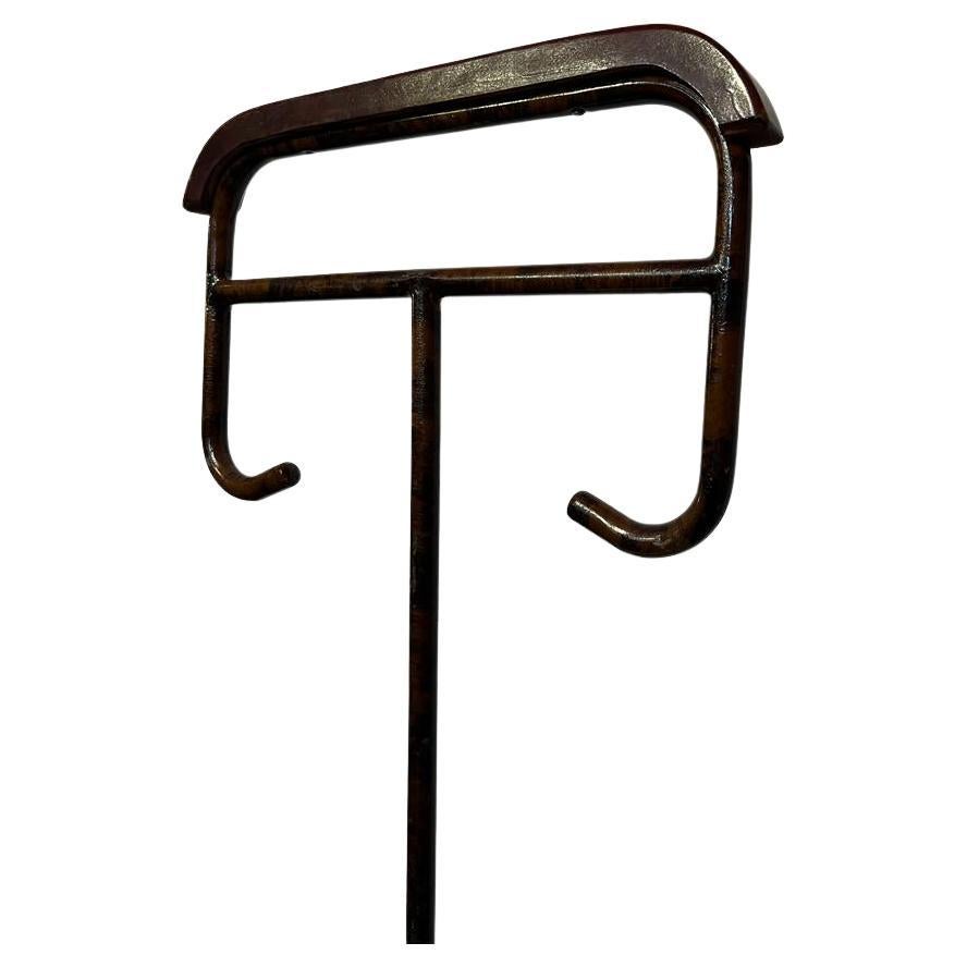 Bauhaus Stahl Vintage Valet Stand Modell Nr. 3 1930er Jahre.