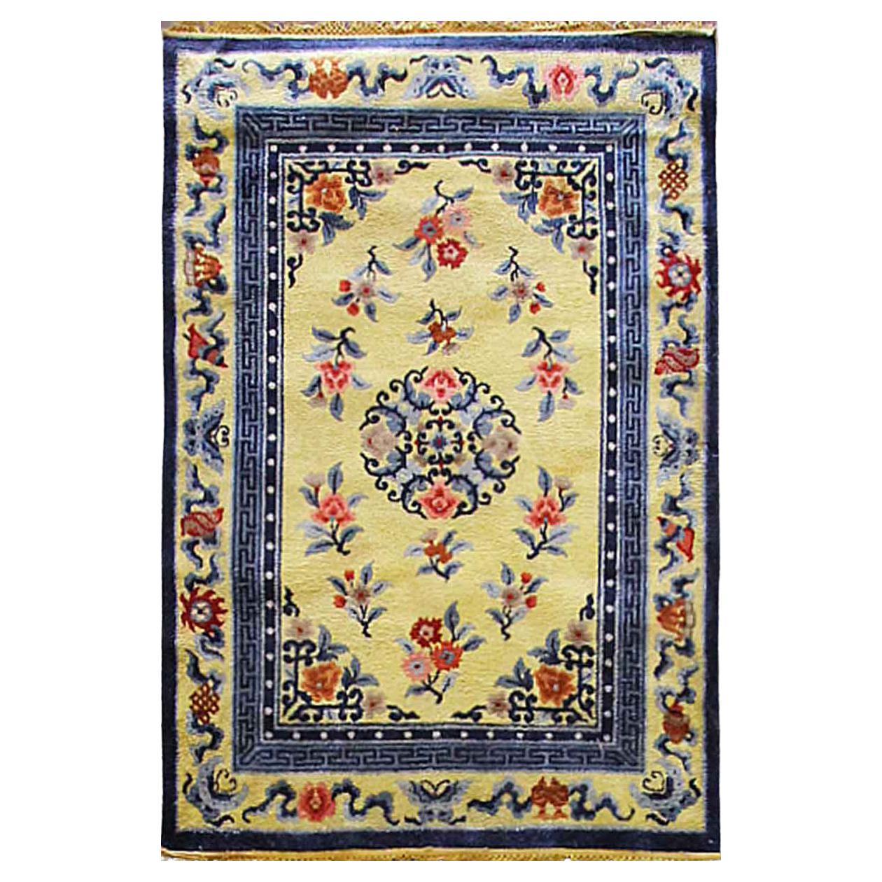 Art Deco Silk Chinese Rug the Sun For Sale