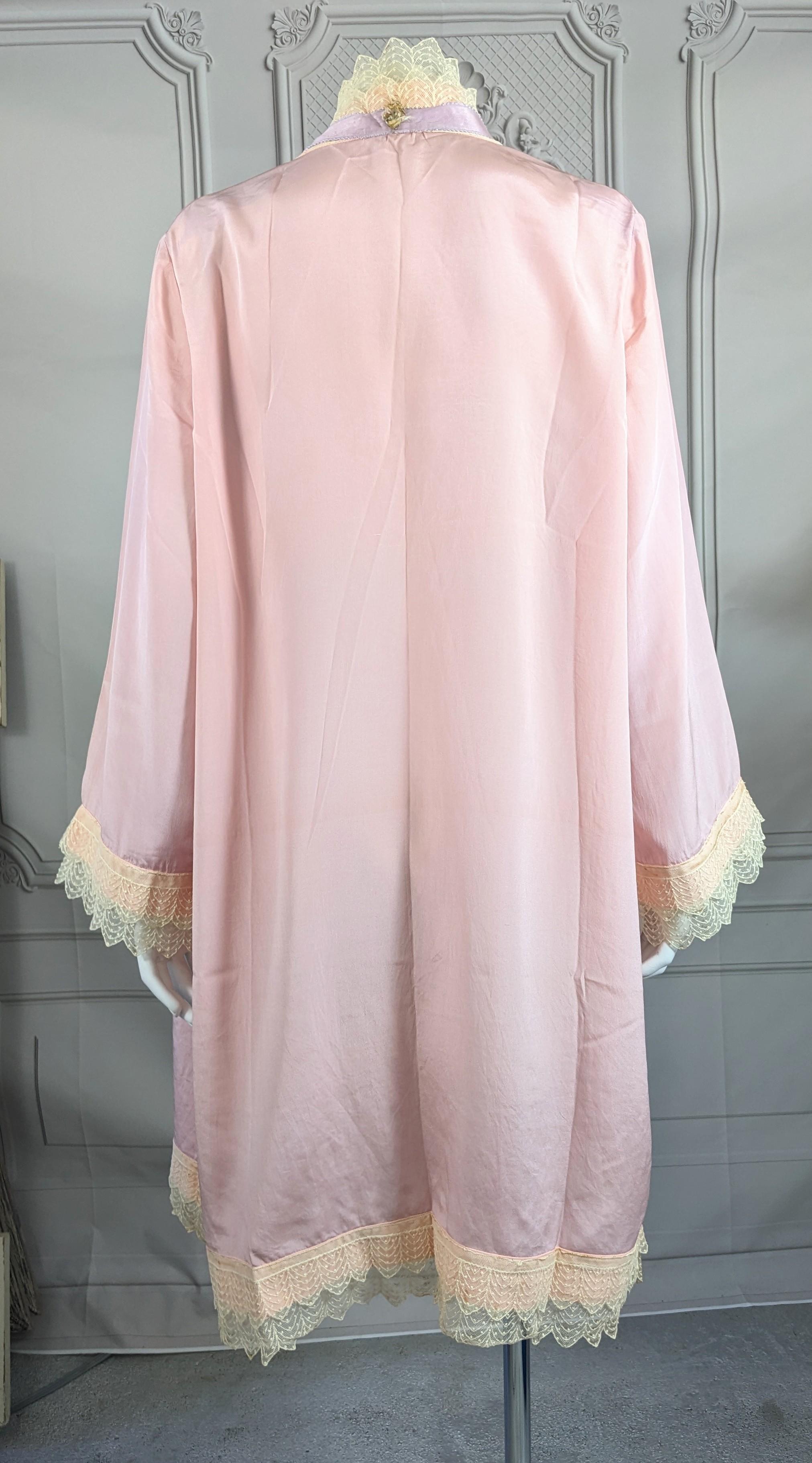 Art Deco Silk Crepe Lace Trimmed Dressing Robe For Sale 4