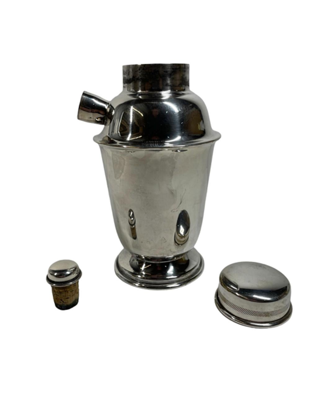 Art Deco Silve Plate Cocktail Shaker with Flared Shoulder on a Circular Foot  In Good Condition For Sale In Nantucket, MA