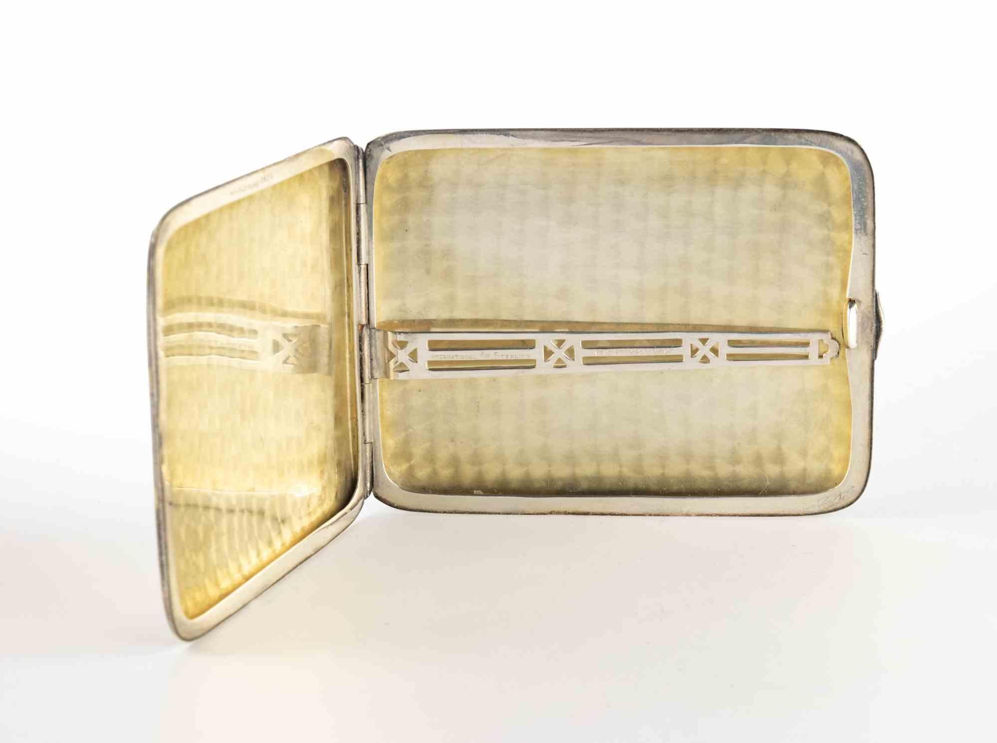 Mid-20th Century Art Deco Silver and Gold Cigarette Case by Wise & Son, 1930s For Sale