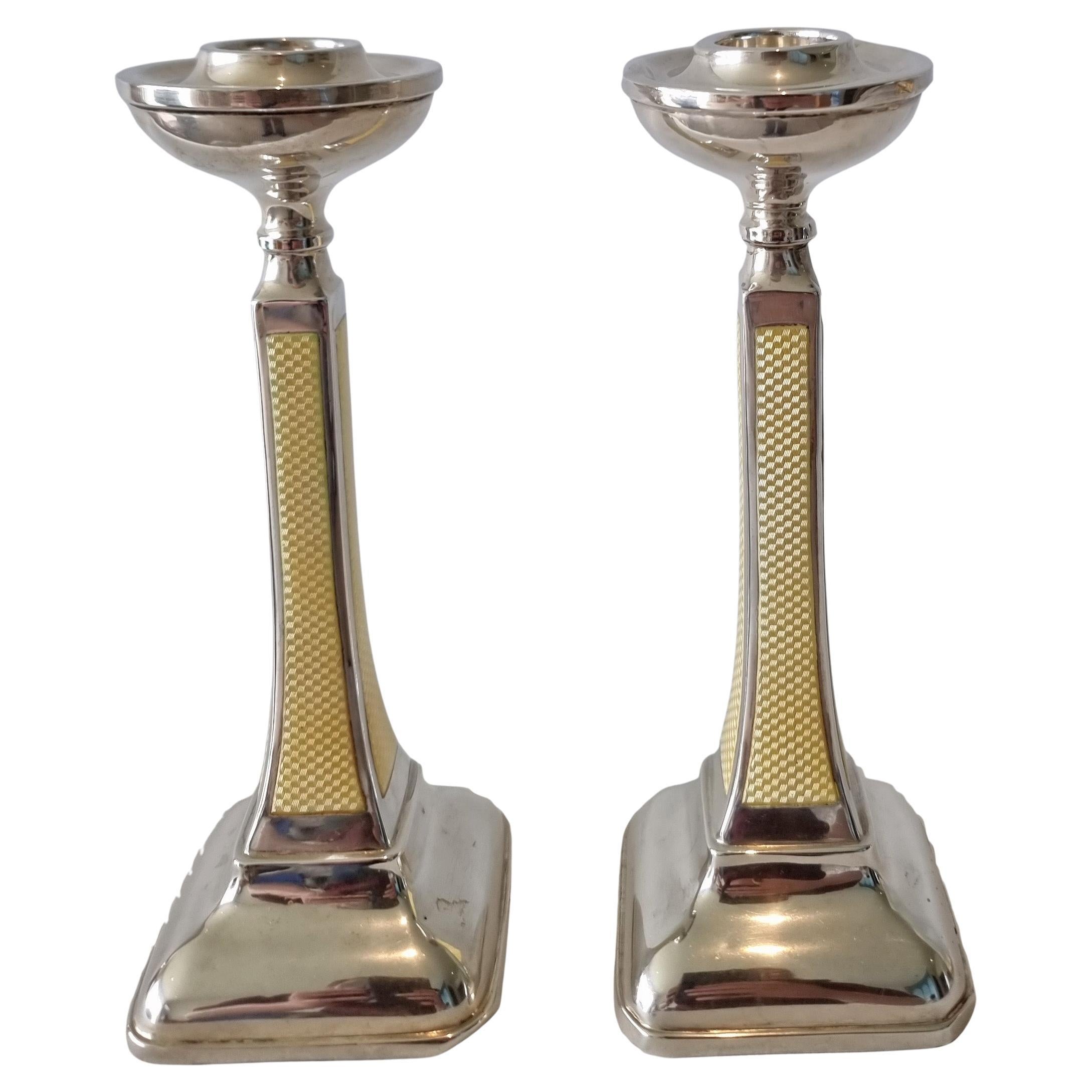 Candelieri Art Deco in argento e smalto giallo guilloché imperiale