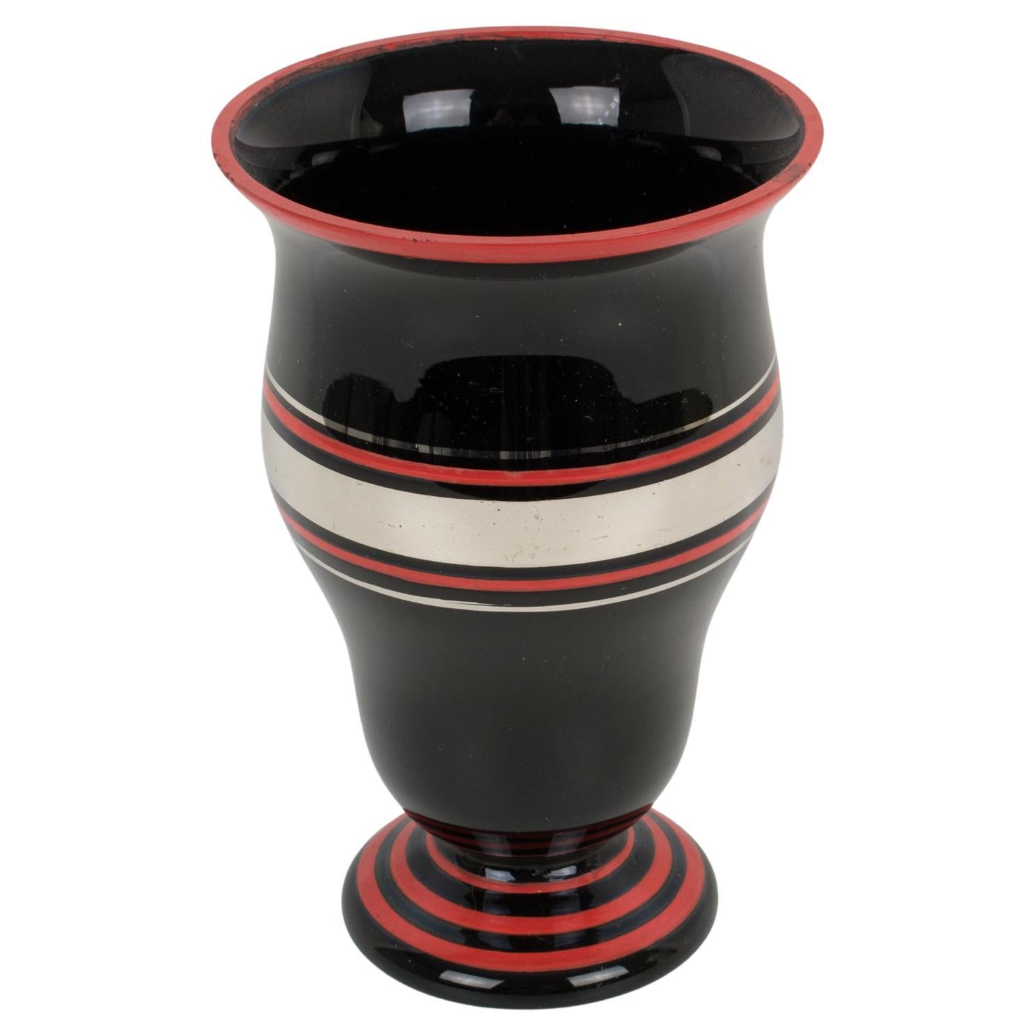 Vase Art Déco en verre noir recouvert d'argent et de rouge, France années 1930