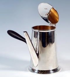 Chocolatière Art Déco en argent, par William Hutton & Sons, Sheffield, 1929-1930