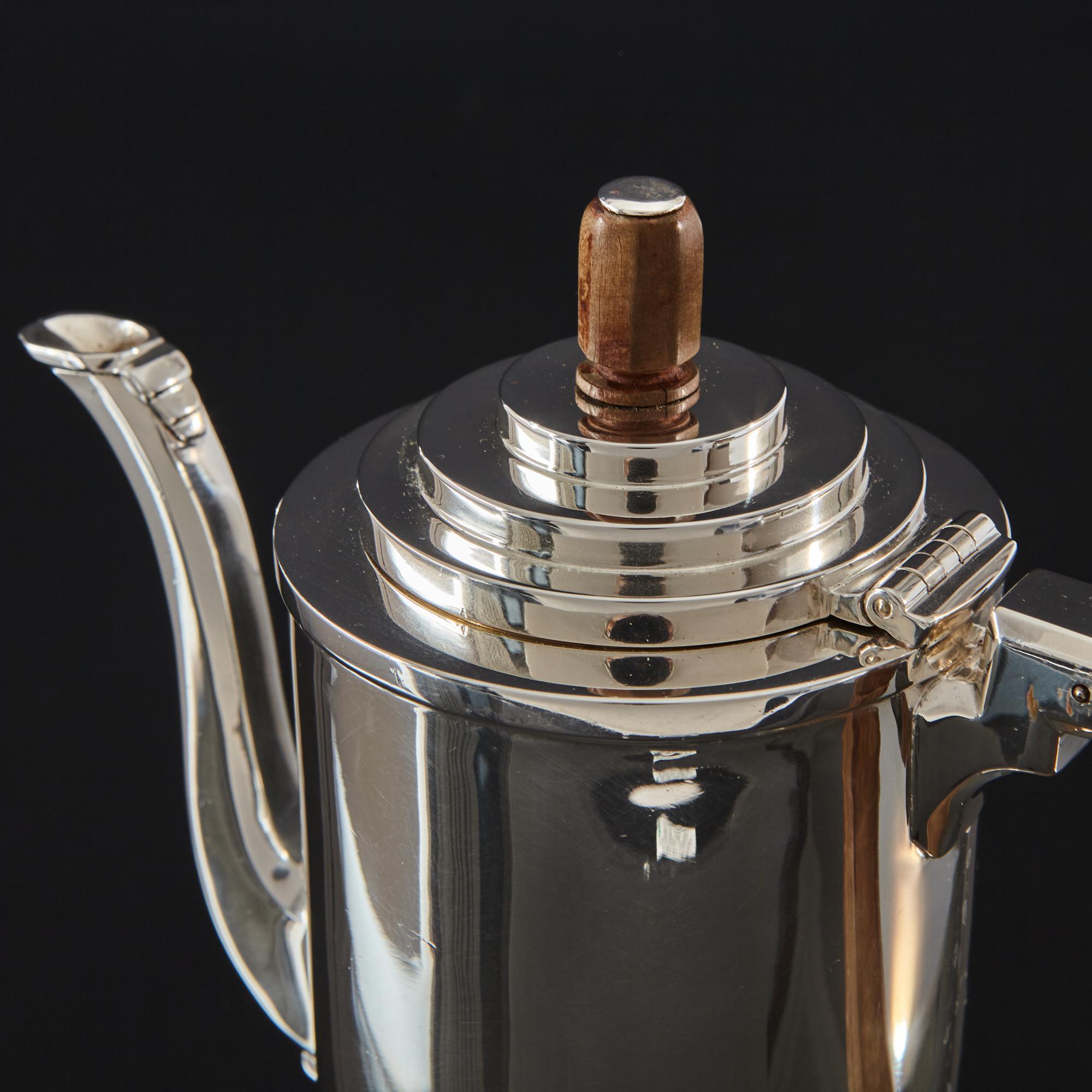 Mid-20th Century Art Deco Silver Coffee Pot