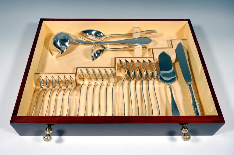 Early 20th Century Art Deco Silver Cutlery Set For 6 People in Showcase, Germany & Vienna, ca 1925 For Sale