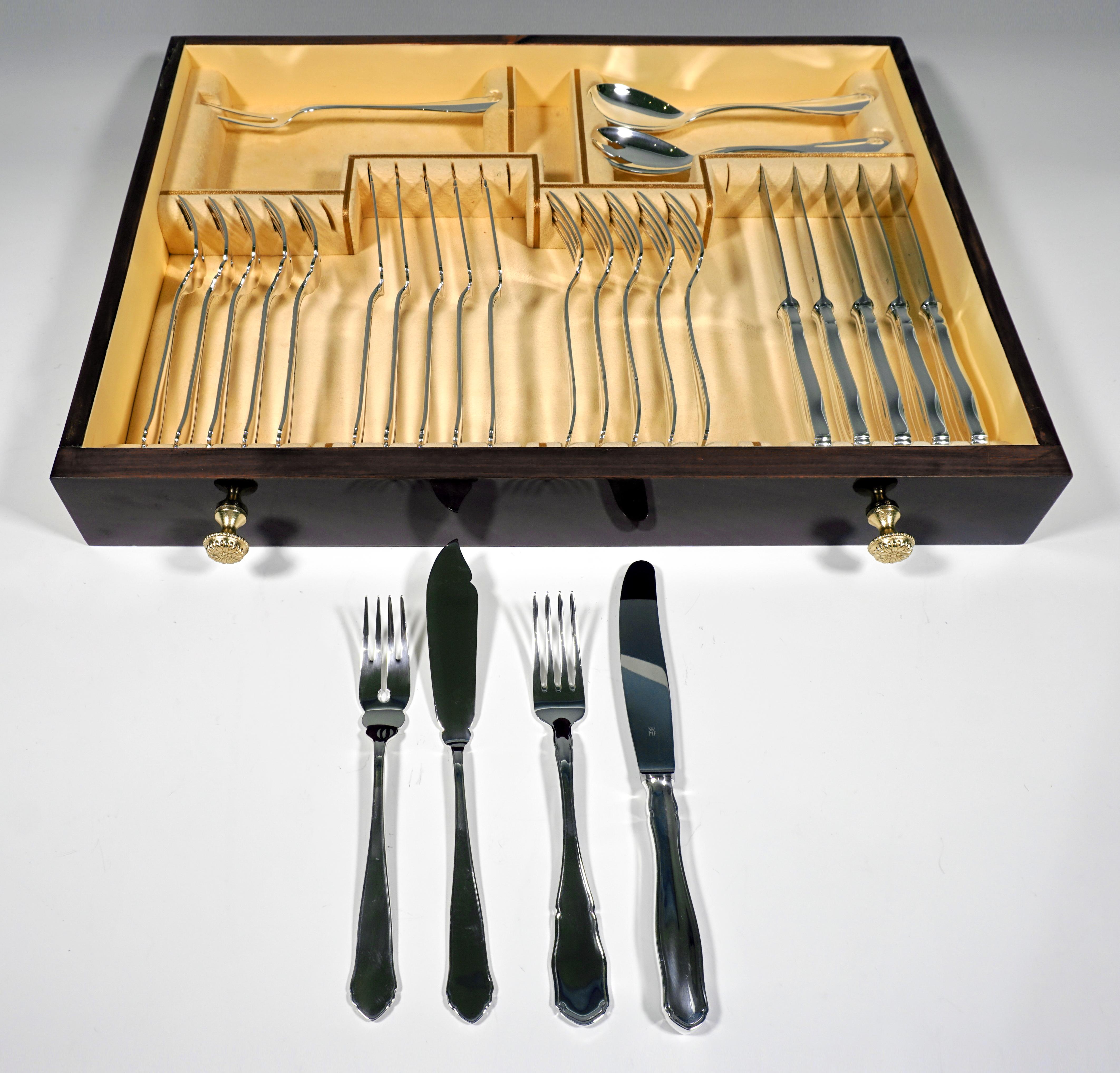 Art Deco Silver Cutlery Set For 6 People in Showcase, Germany & Vienna, ca 1925 2