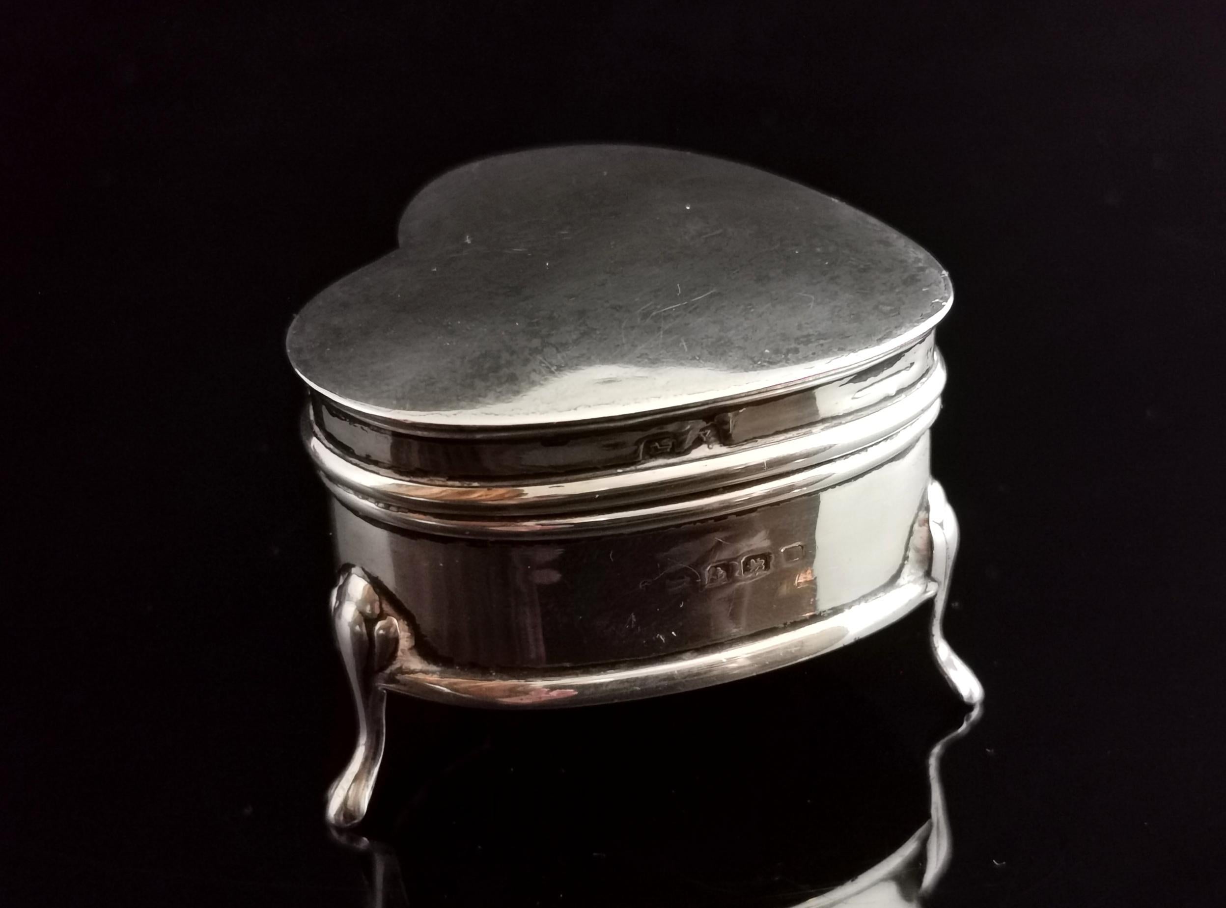 Art Deco Silver Heart Shaped Jewelry Box 3
