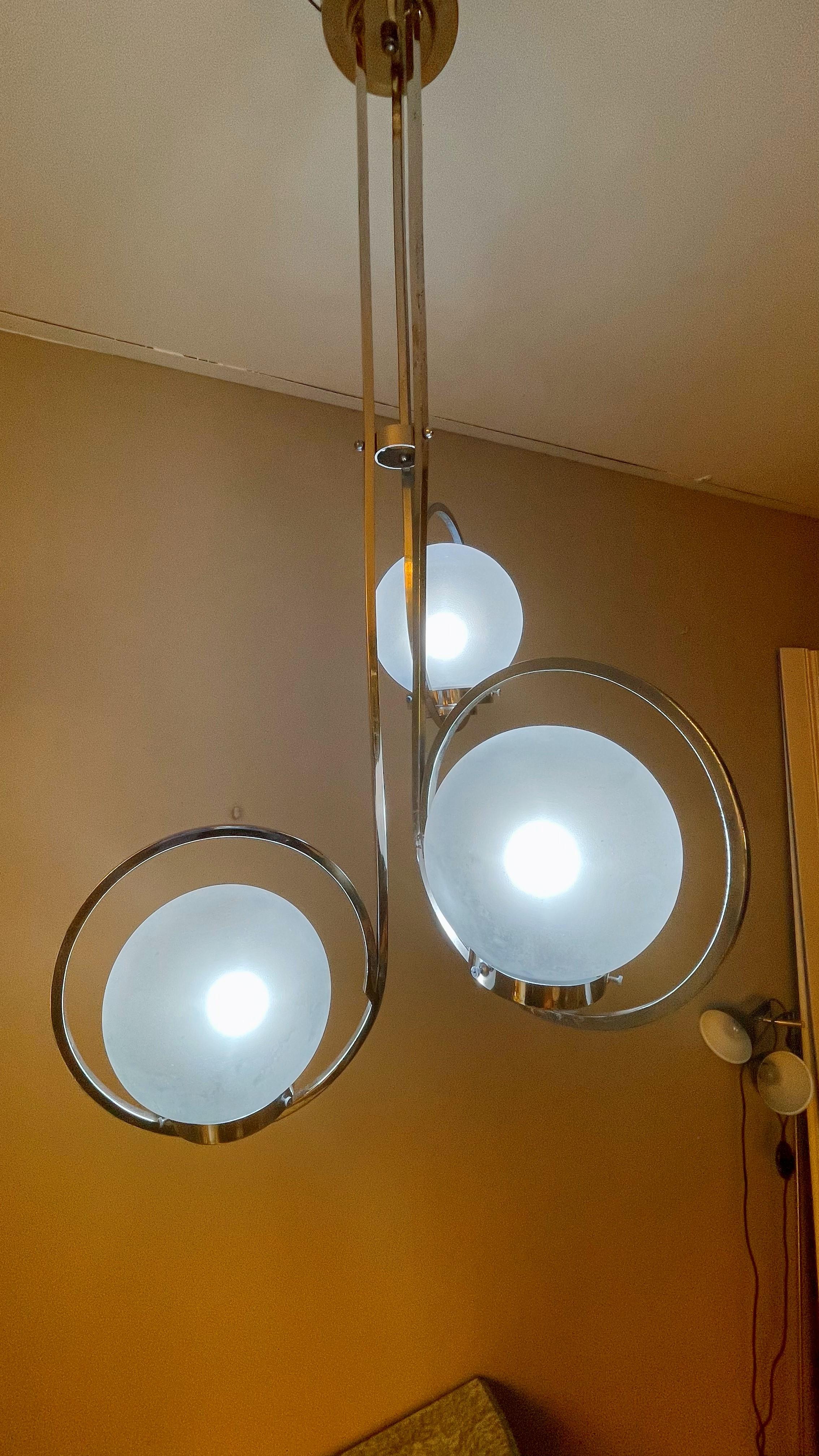 Art Deco Silver Lamp with Three Sphere Shades For Sale 11