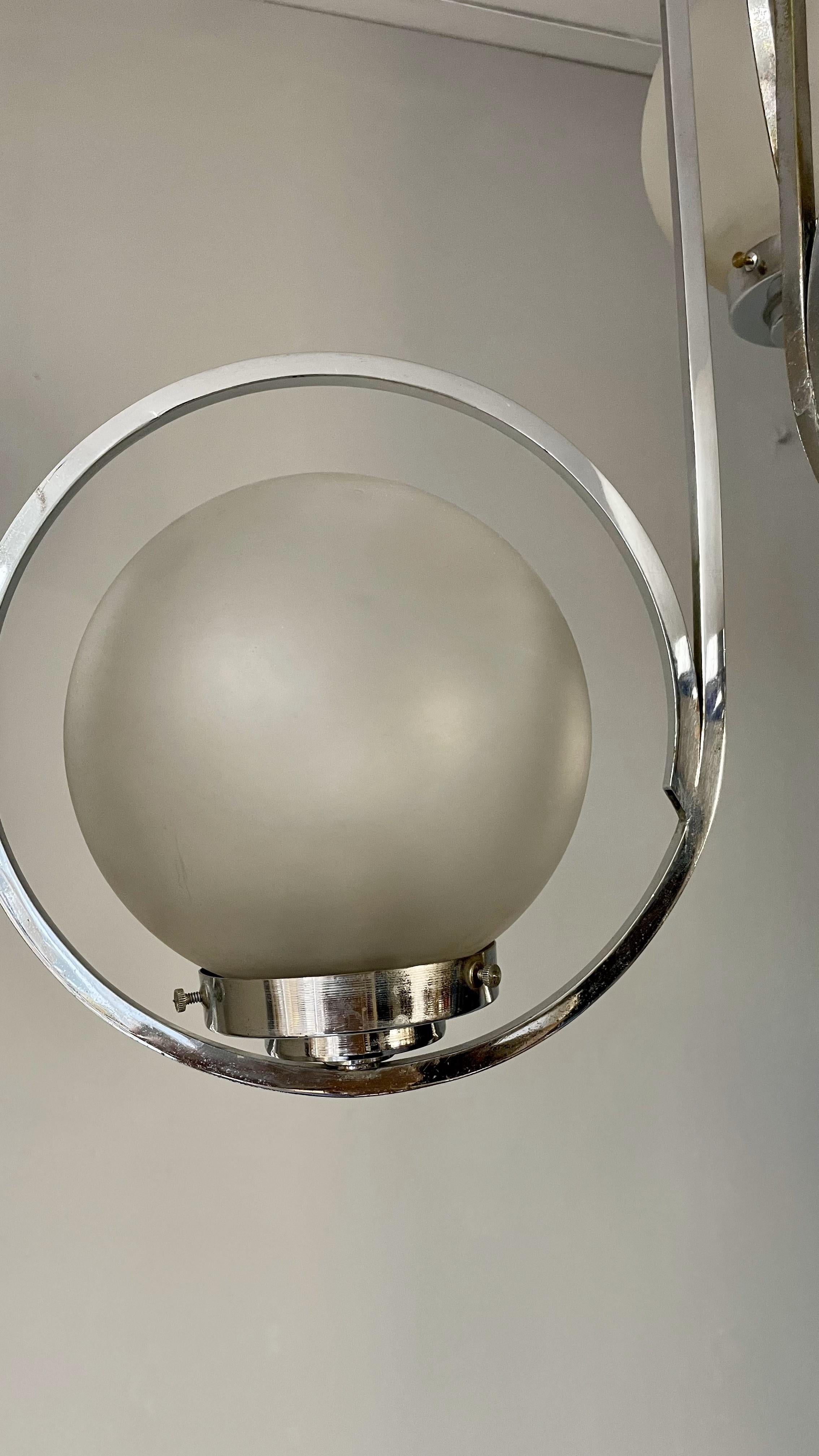 Art Deco Silver Lamp with Three Sphere Shades For Sale 4