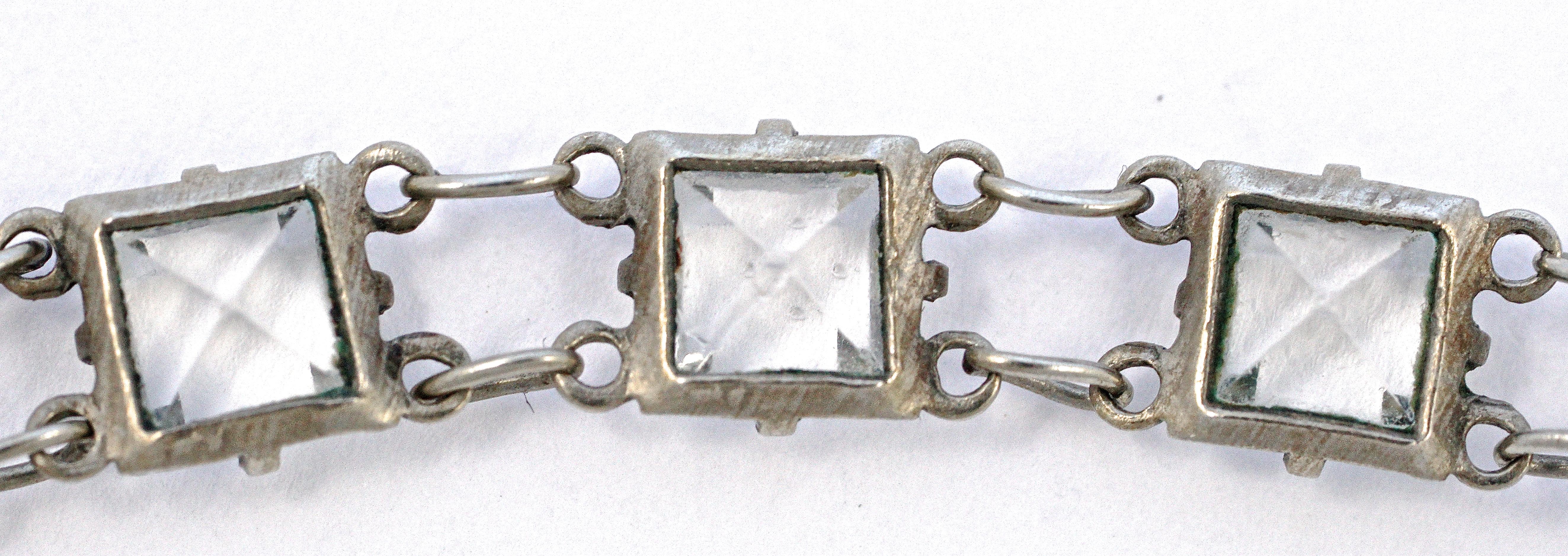 Art Deco  Silber Ton Link Kette Halskette Quadratische Glas Kristalle Teardrop Anhänger im Angebot 7