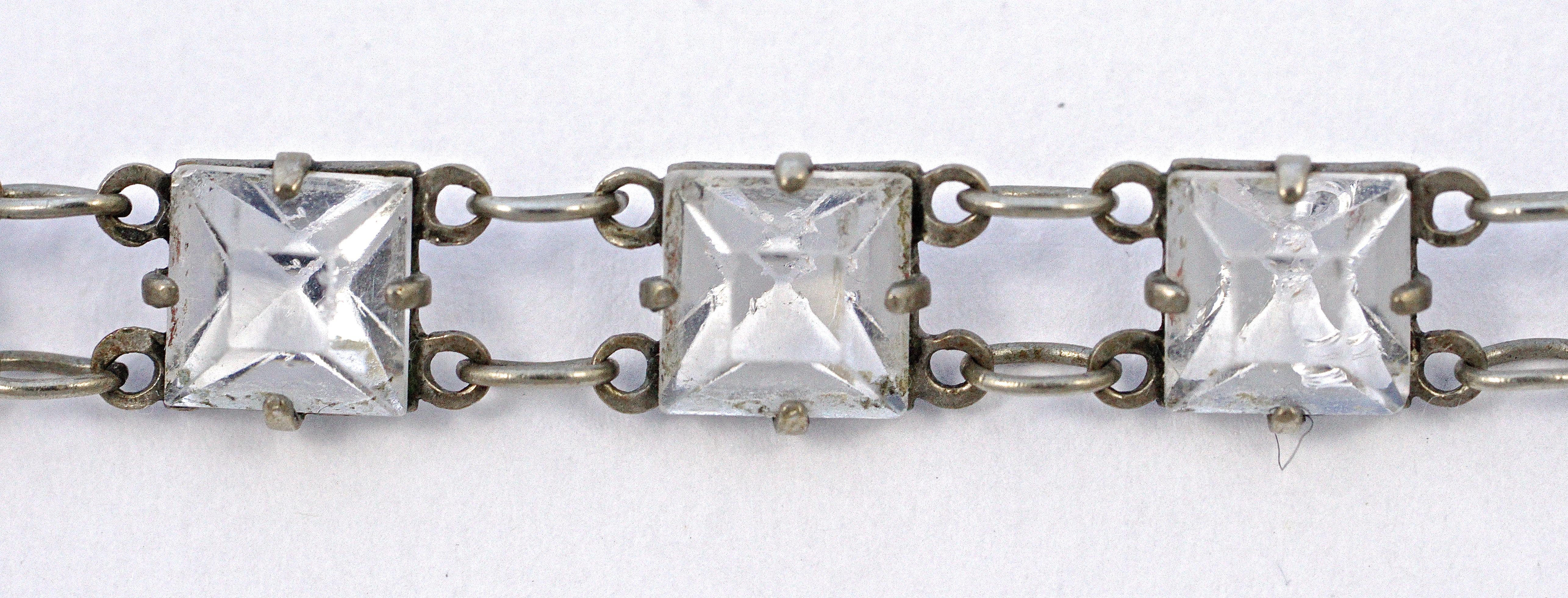 Art Deco  Silber Ton Link Kette Halskette Quadratische Glas Kristalle Teardrop Anhänger im Angebot 4
