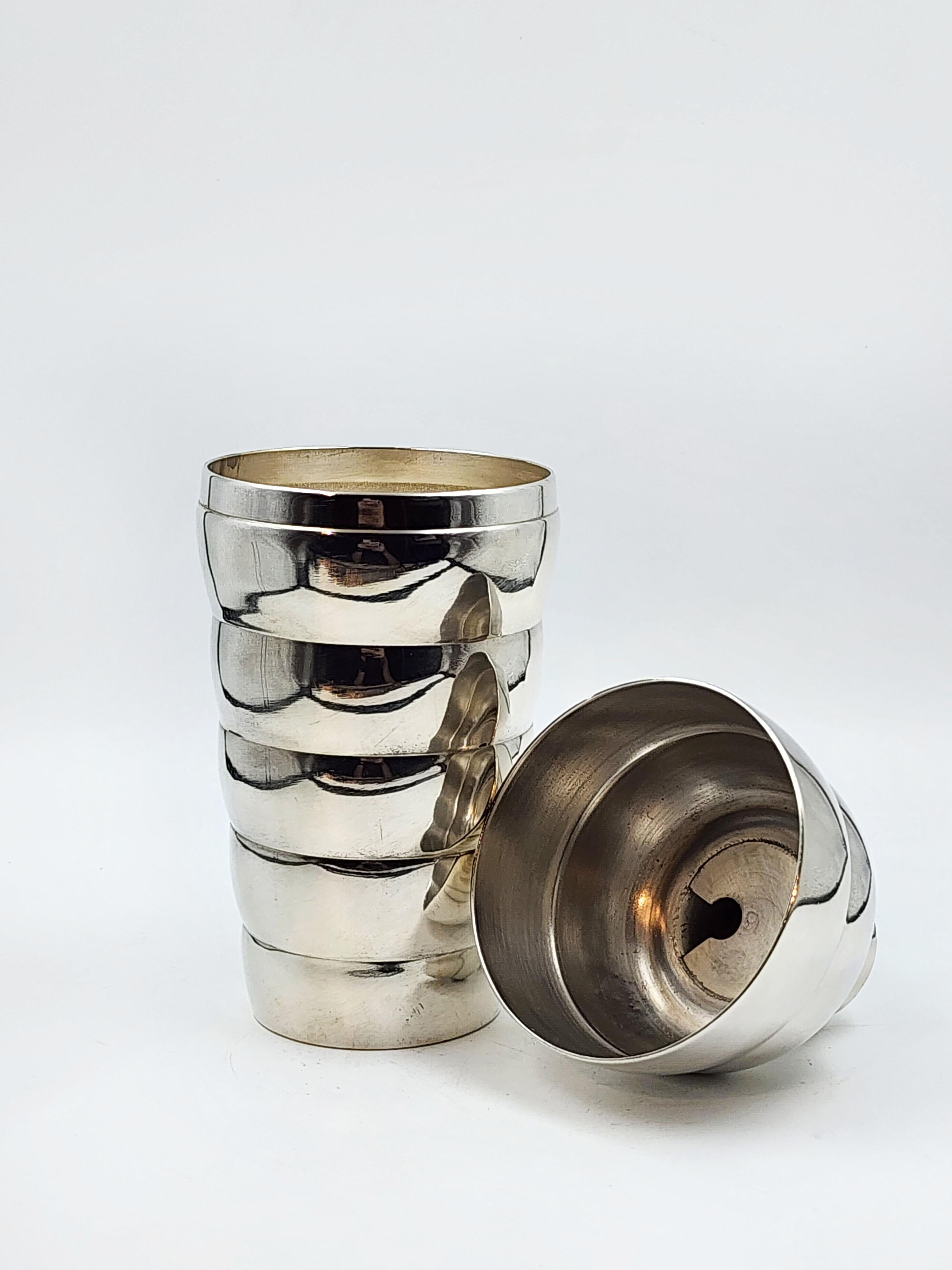 Art Deco silver metal shaker, Cartier 20th century In Good Condition For Sale In Autonomous City Buenos Aires, CABA