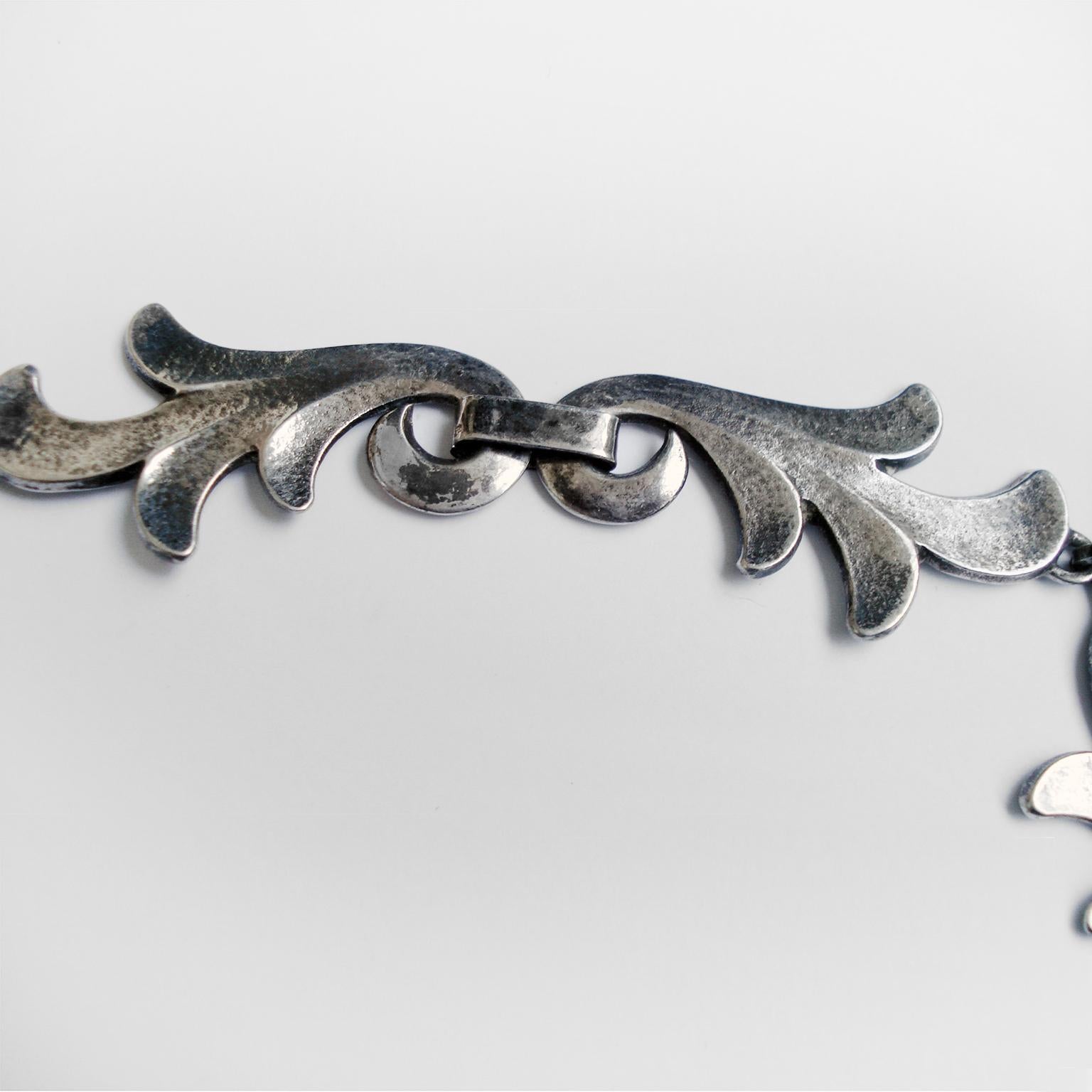 Hand-Crafted Art Deco Silver Necklace by Rene Delavan