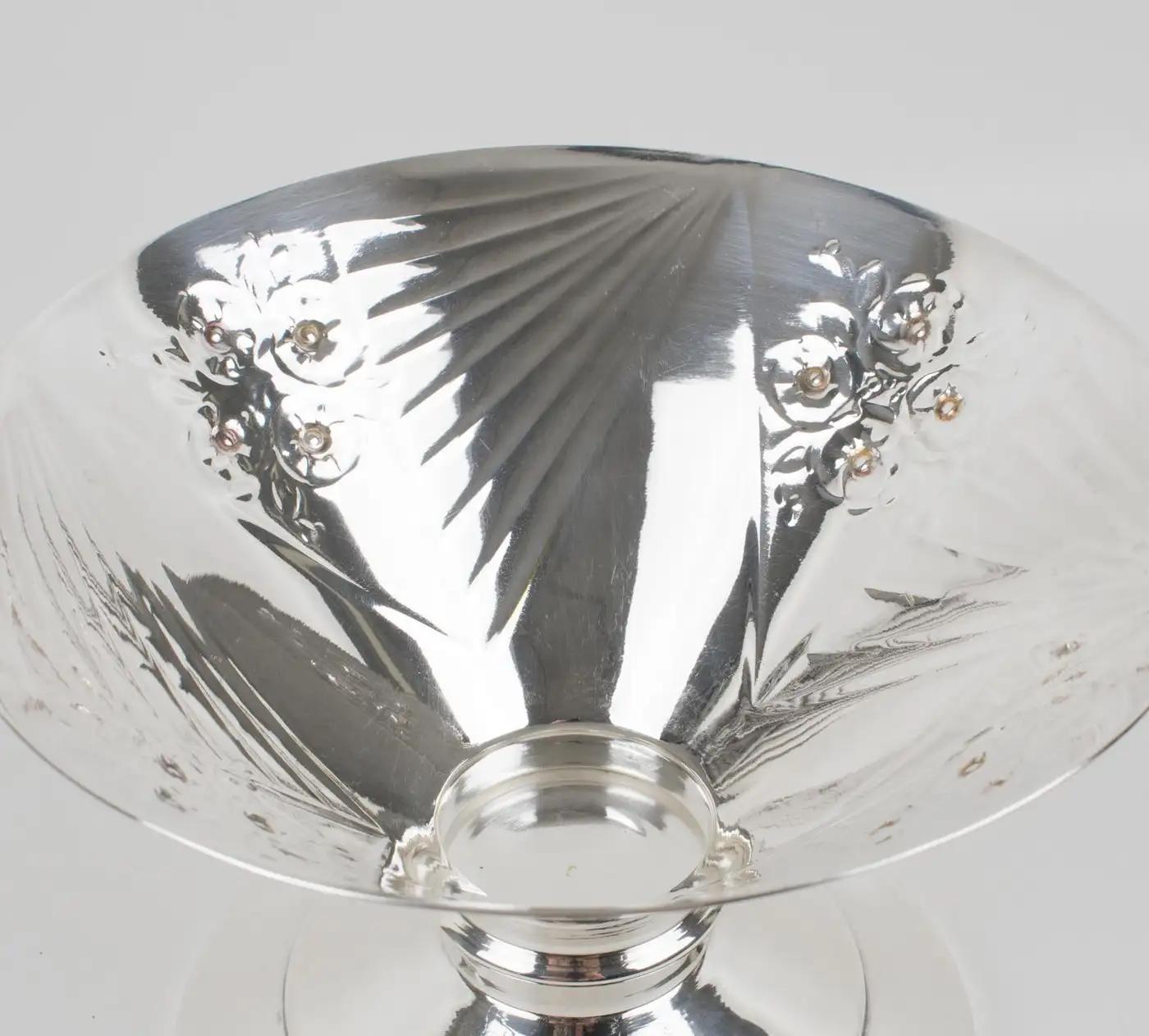 Art Deco Silver Plate and Etched Glass Centerpiece Bowl, 1930s For Sale 4