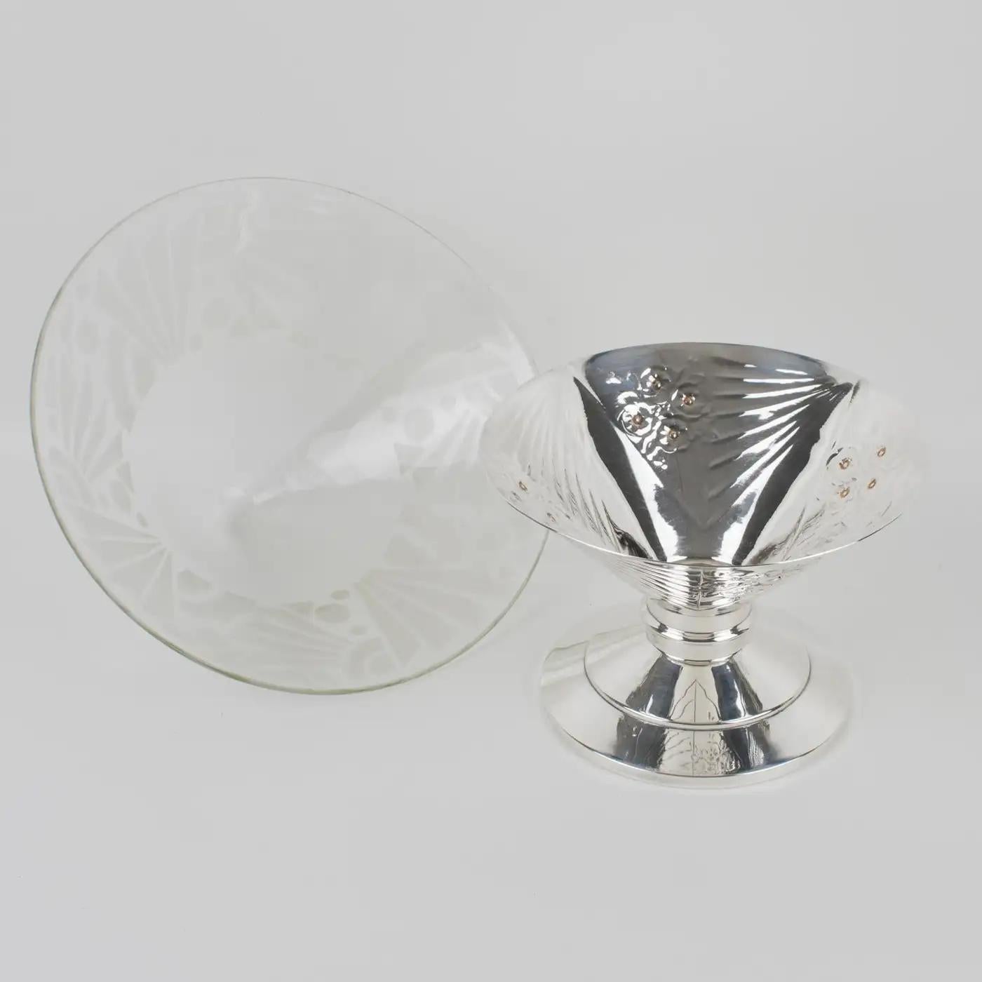 Art Deco Silver Plate and Etched Glass Centerpiece Bowl, 1930s For Sale 2