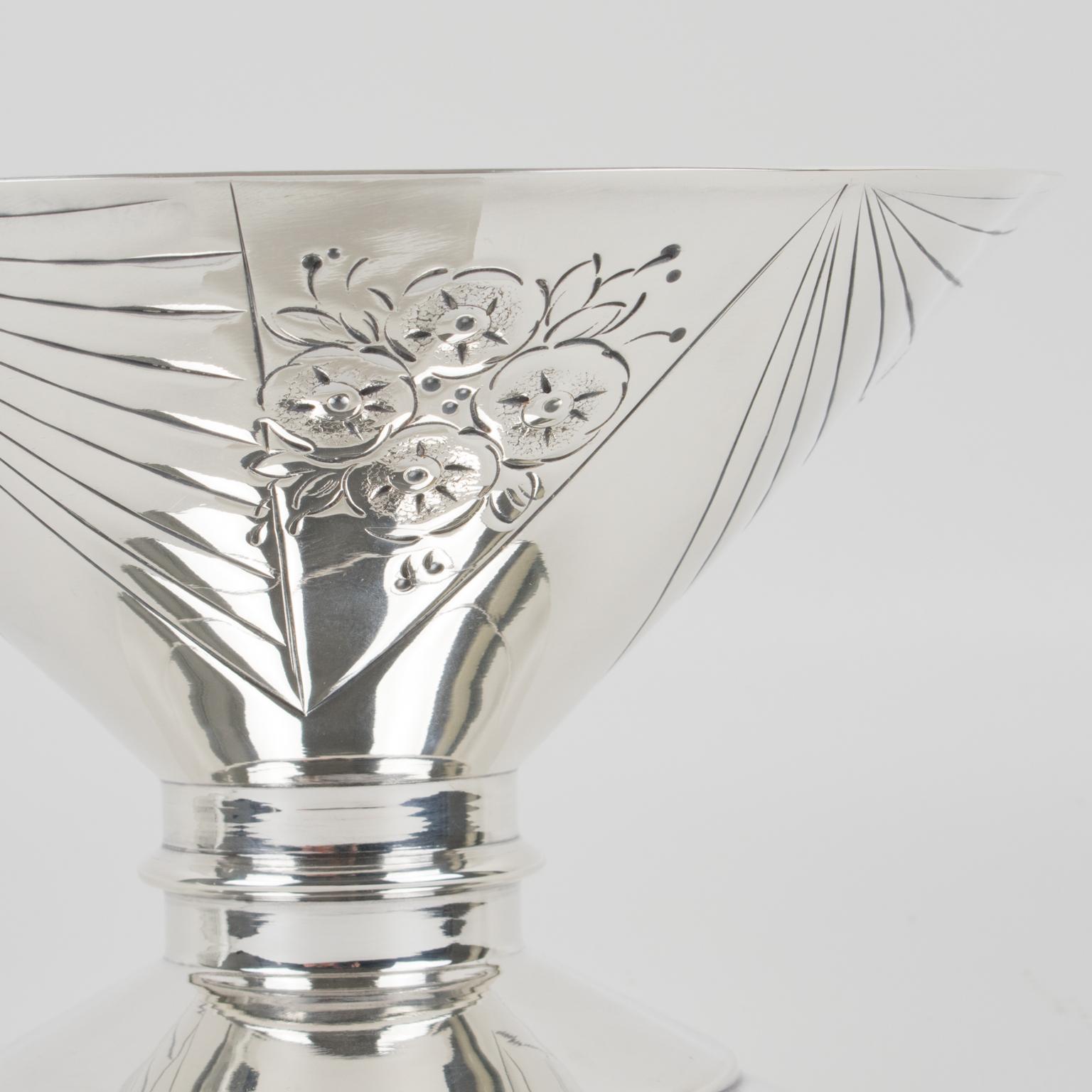 Bol de centre de table Art déco en métal argenté et verre gravé, années 1930 en vente 2